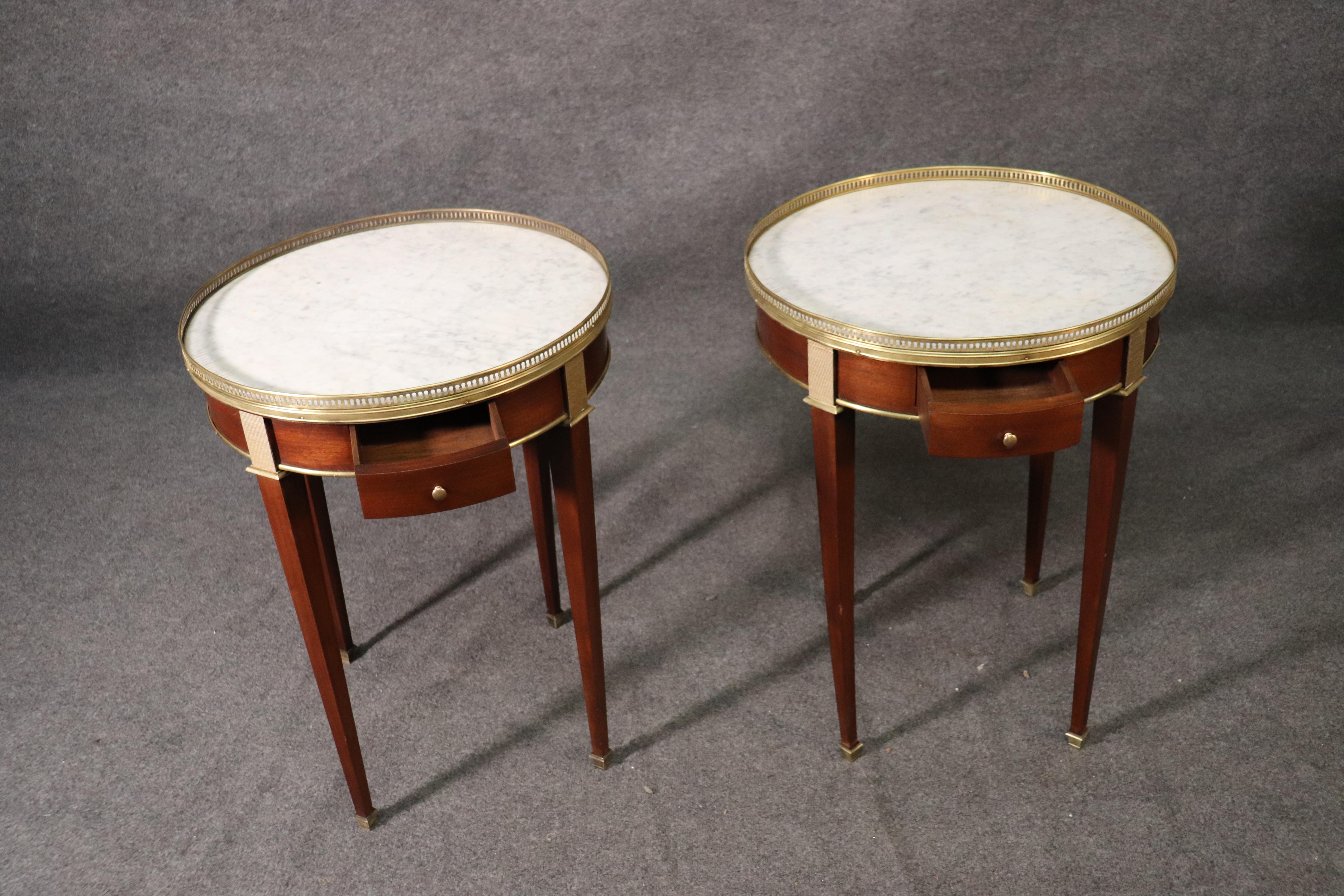 Mid-20th Century Pair of French Directoire Louis XVI Mahogany Marble Top Gueridons End Tables