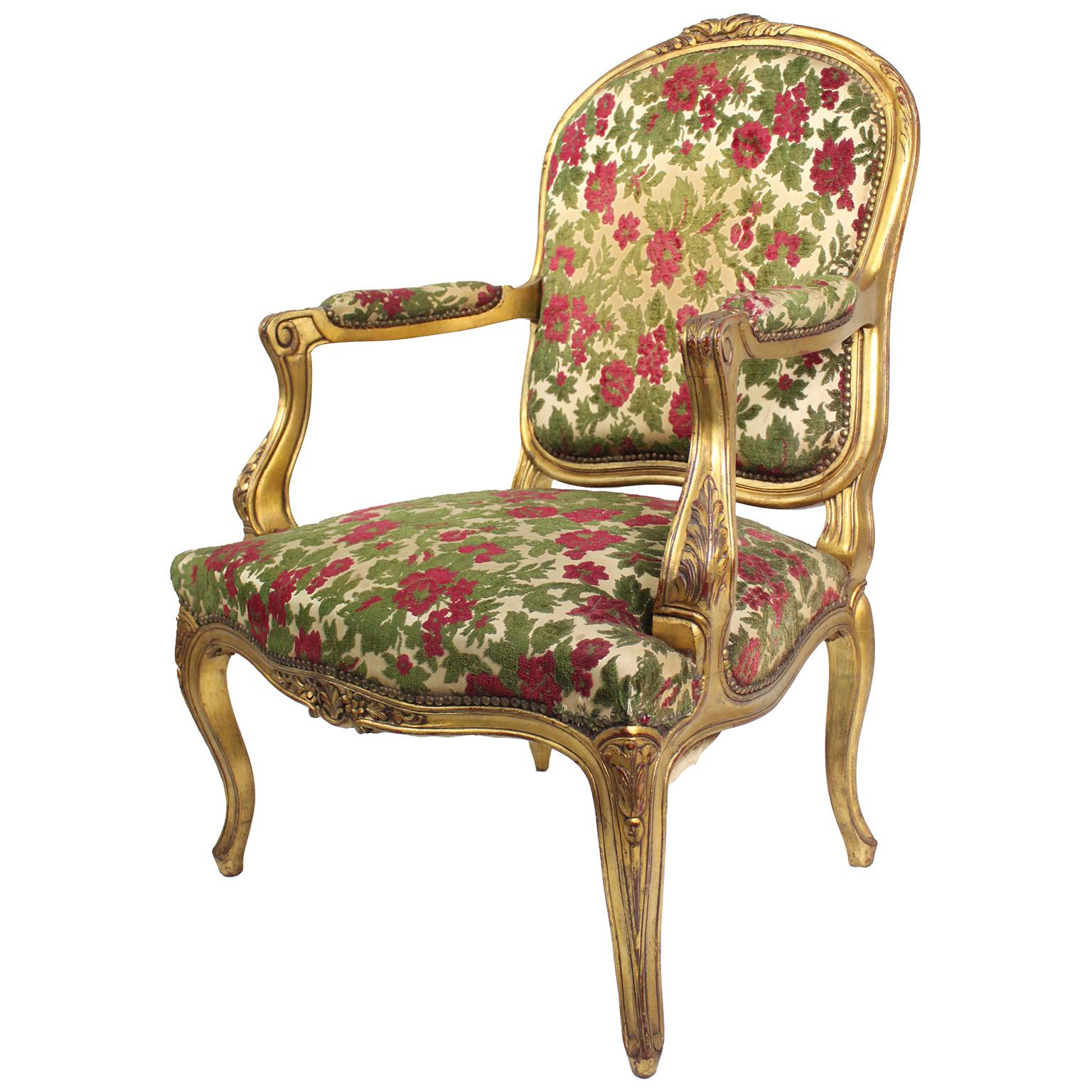 Pair French Early 20th Century Louis XV Style Giltwood Carved Fauteuil Armchairs For Sale 5