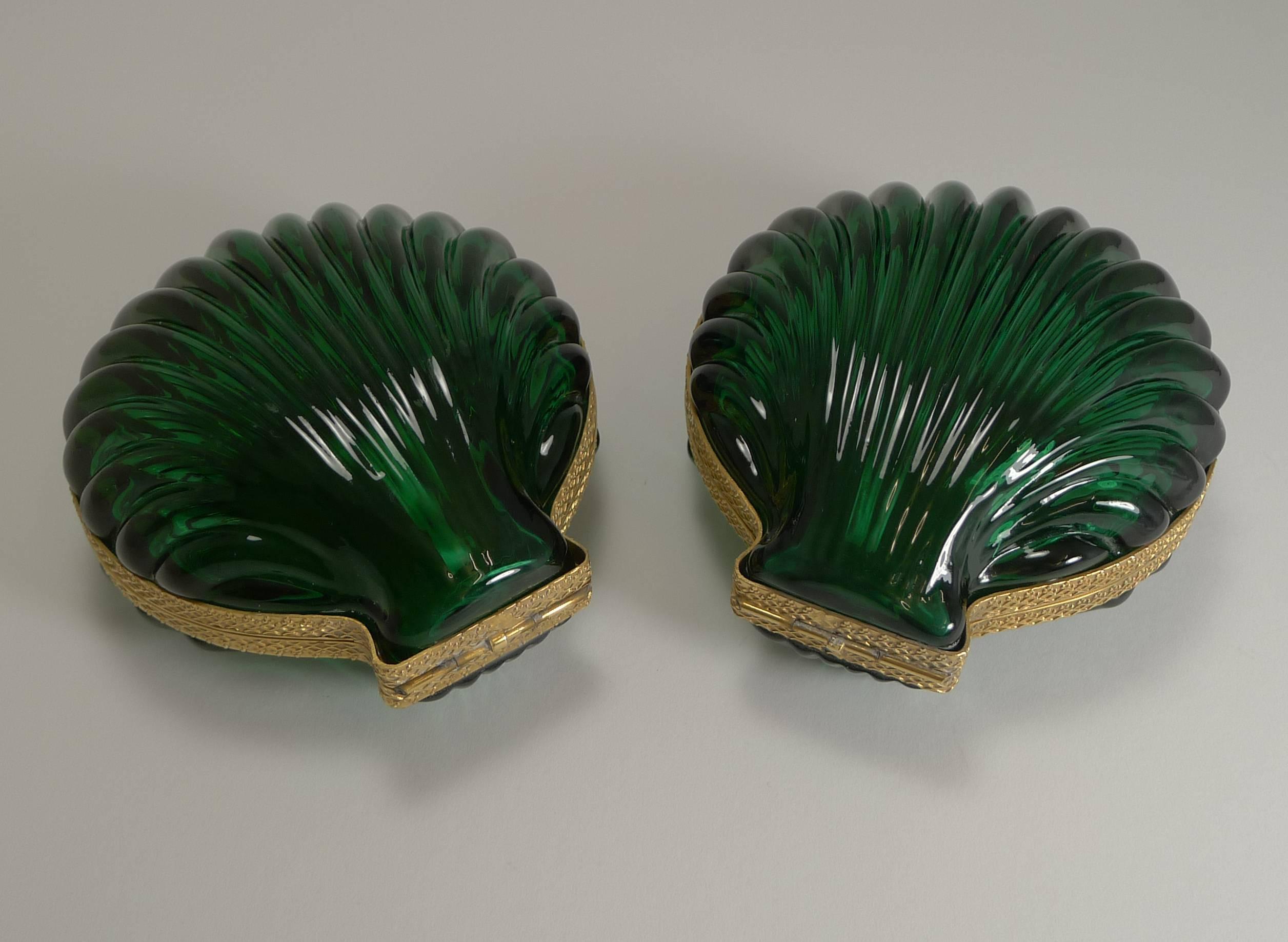 Art Deco Pair of French Emerald Crystal Shell Shaped Jewelry Boxes, circa 1920