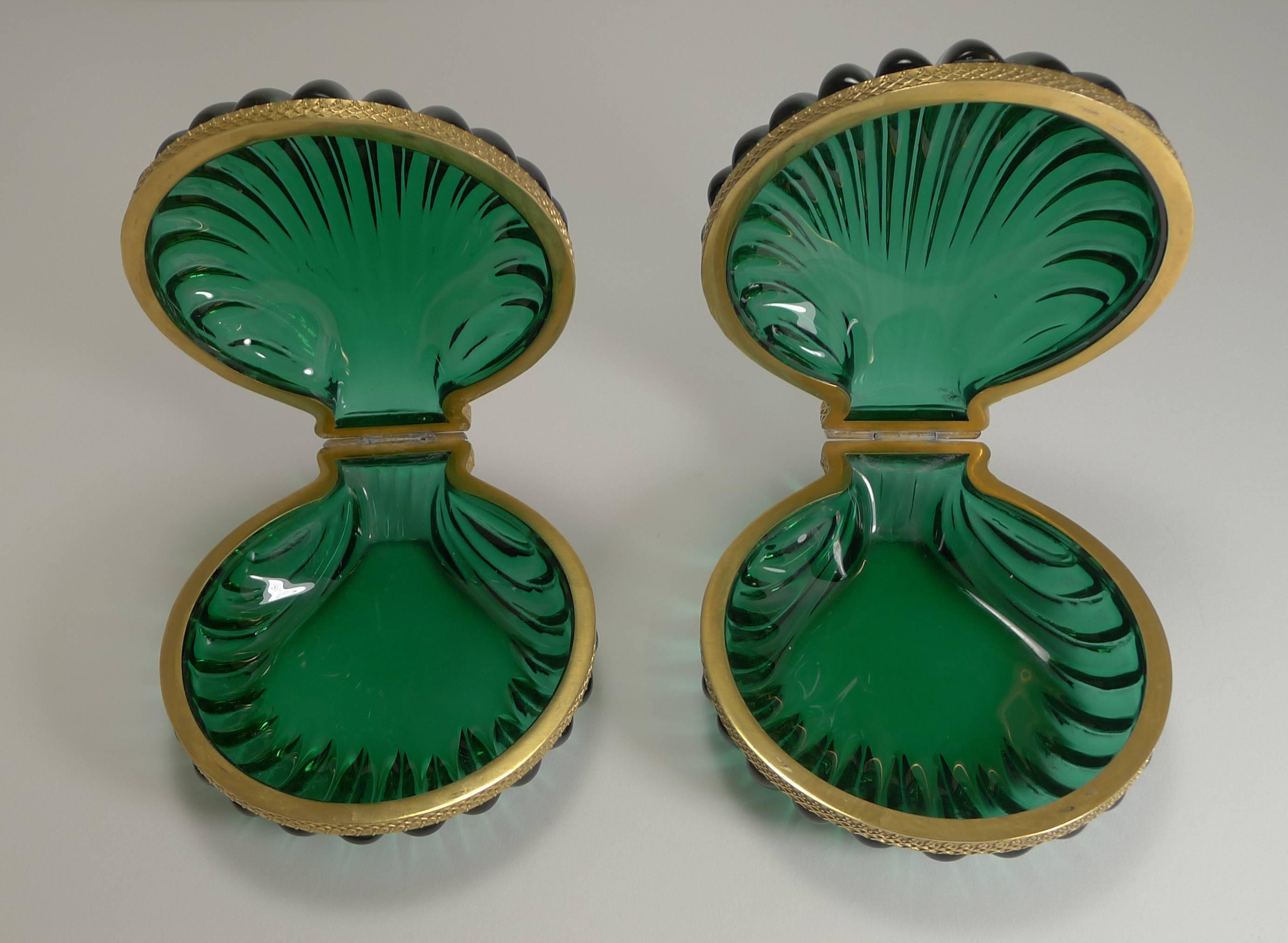 Early 20th Century Pair of French Emerald Crystal Shell Shaped Jewelry Boxes, circa 1920