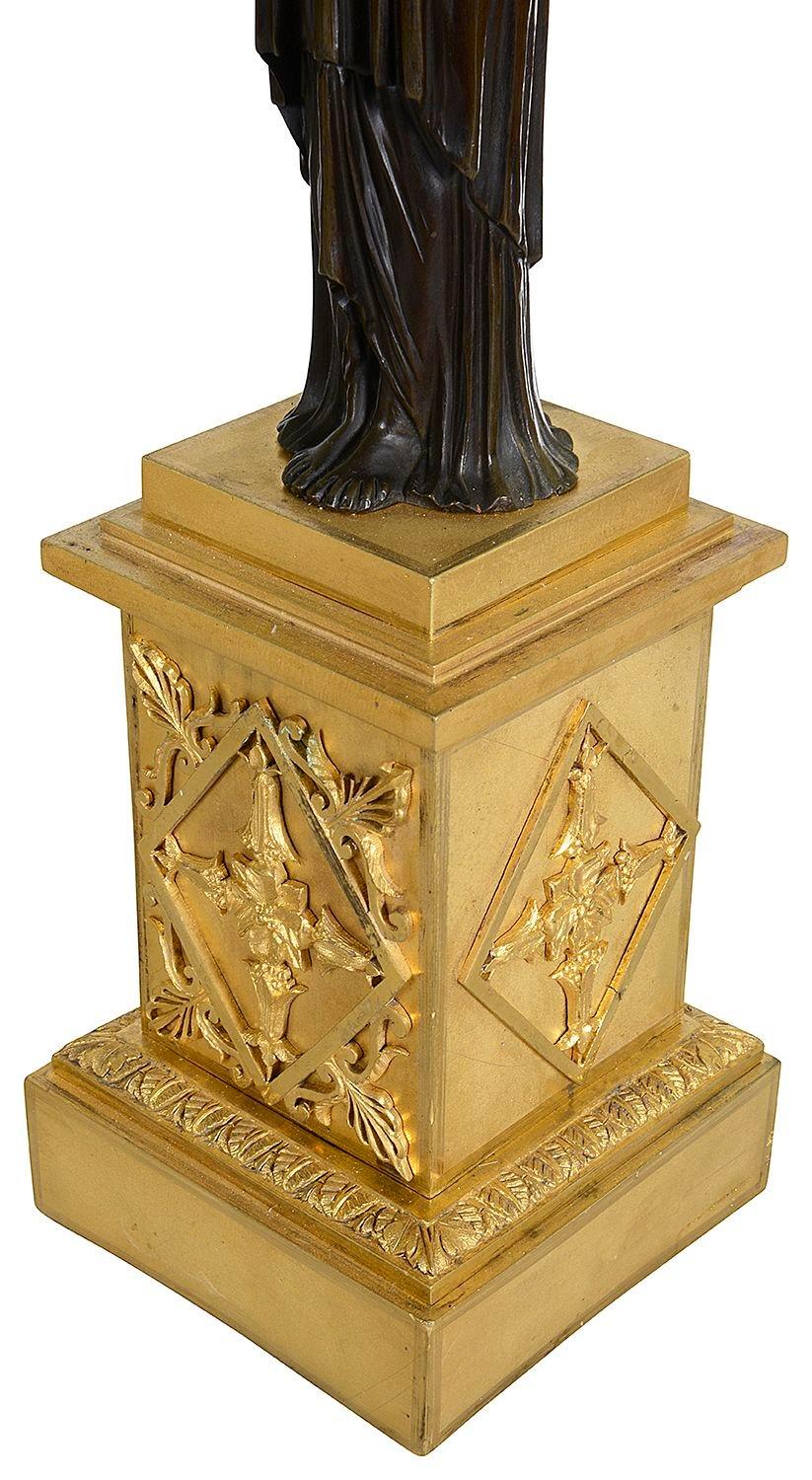 XIXe siècle Paire de candélabres Empire français, vers 1800 en vente