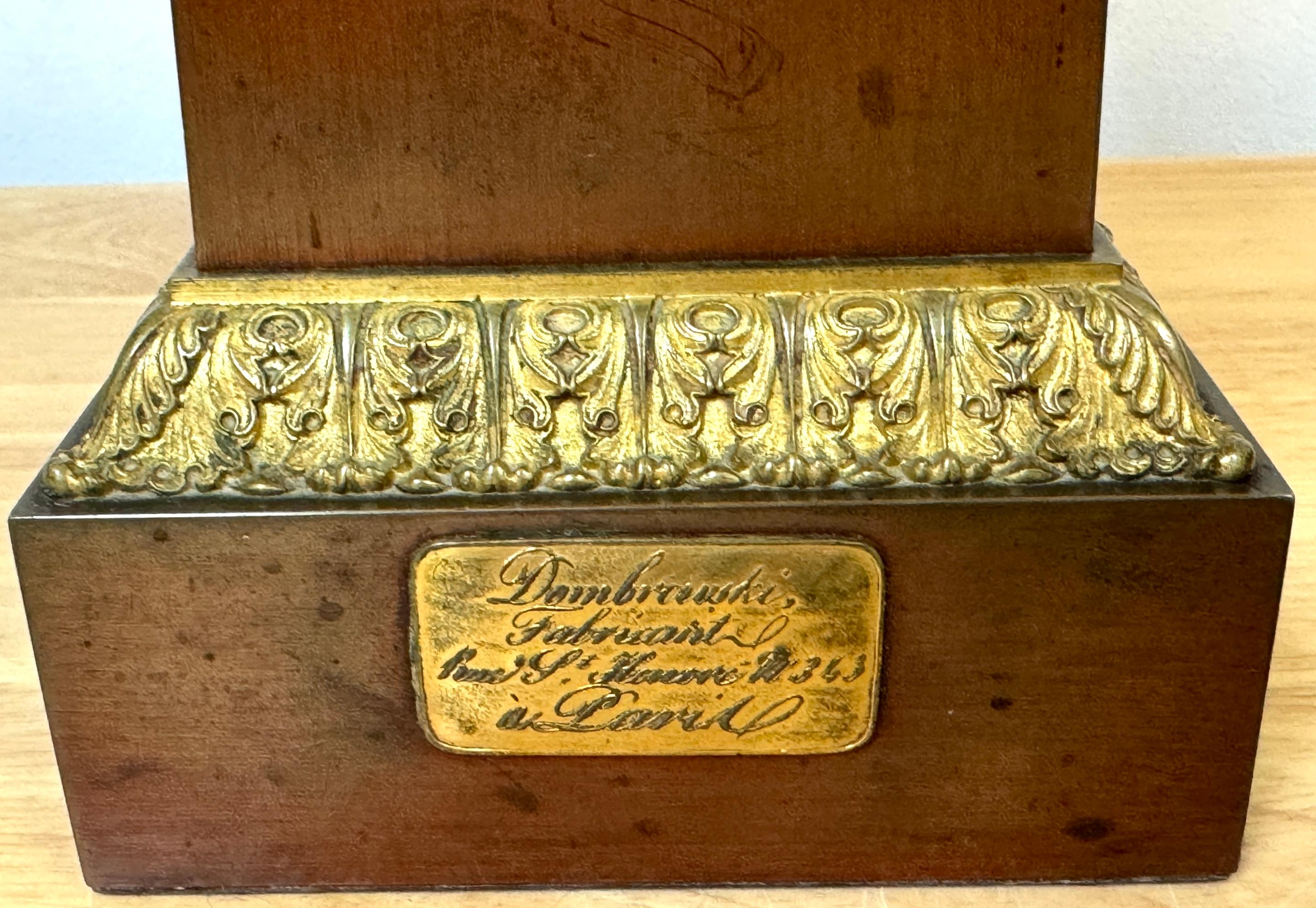 Coppia di lampade a colonna scanalate in bronzo patinato e ormolu francesi dell'Impero, firmate, 1830 in vendita 7