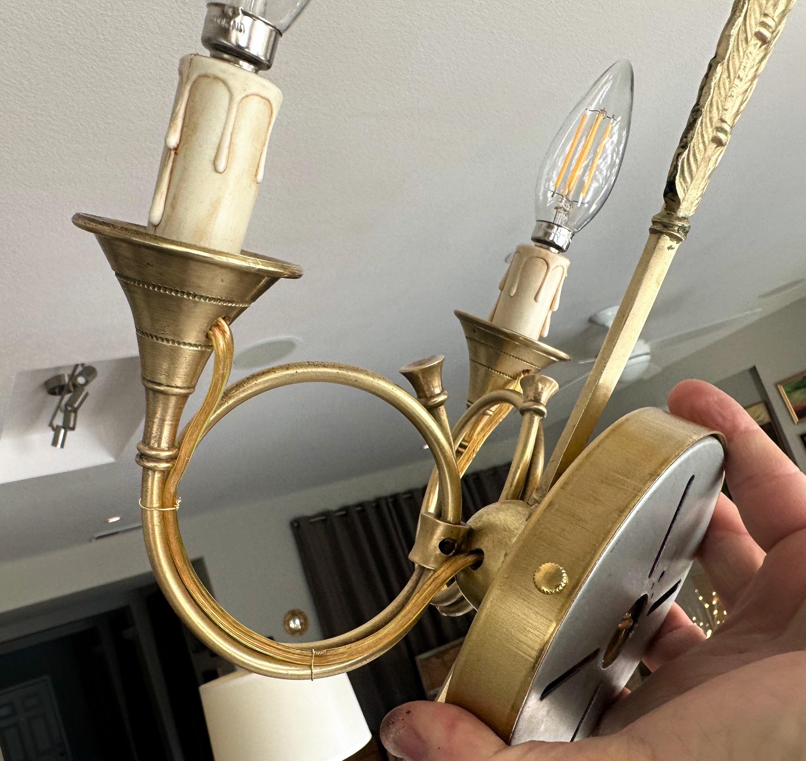 Paire d'appliques murales en corne de flèche de style Empire français en vente 8