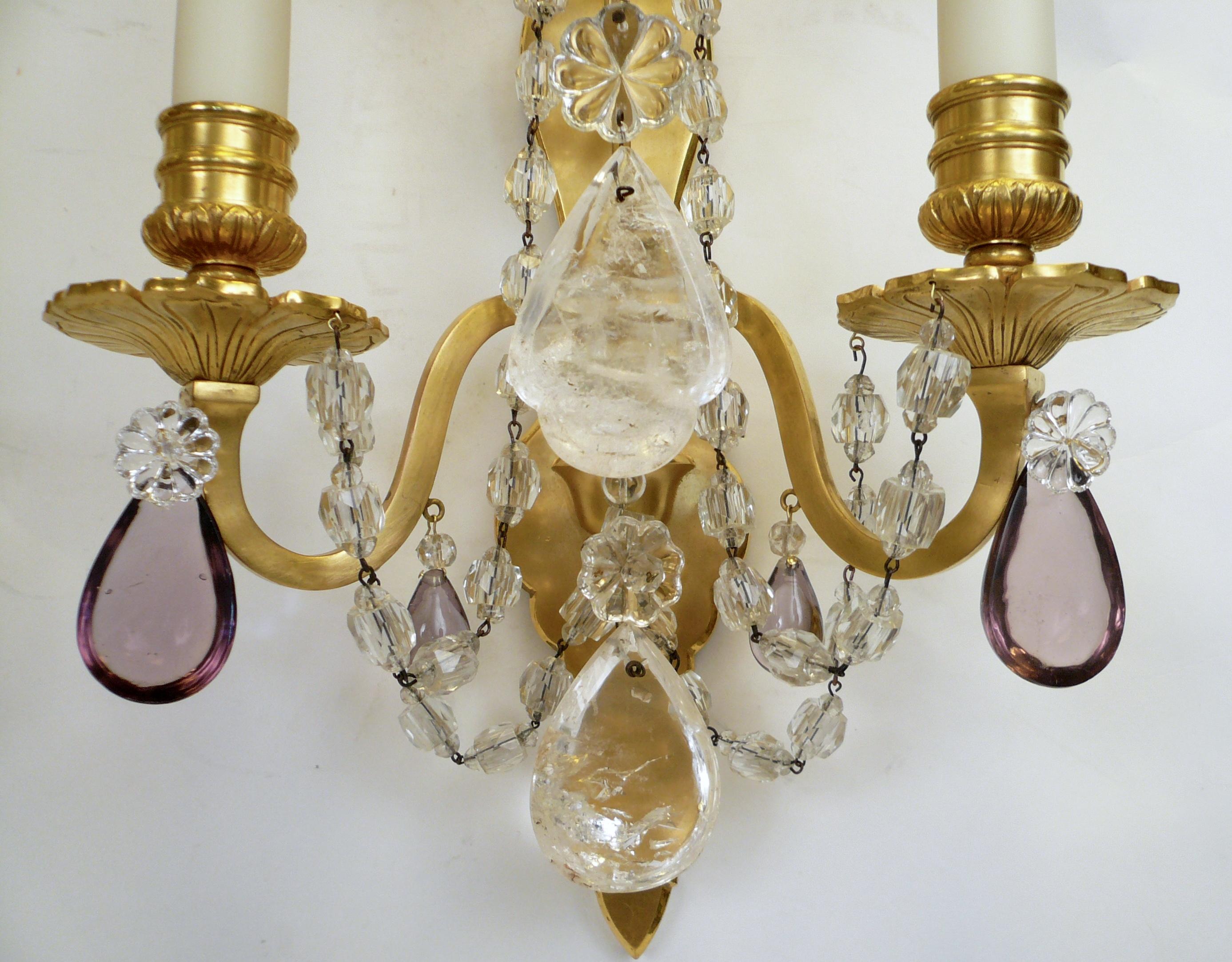 Faceted Pair of French Gilt Bronze Sconces with Rock Crystal and Amethyst Prisms For Sale