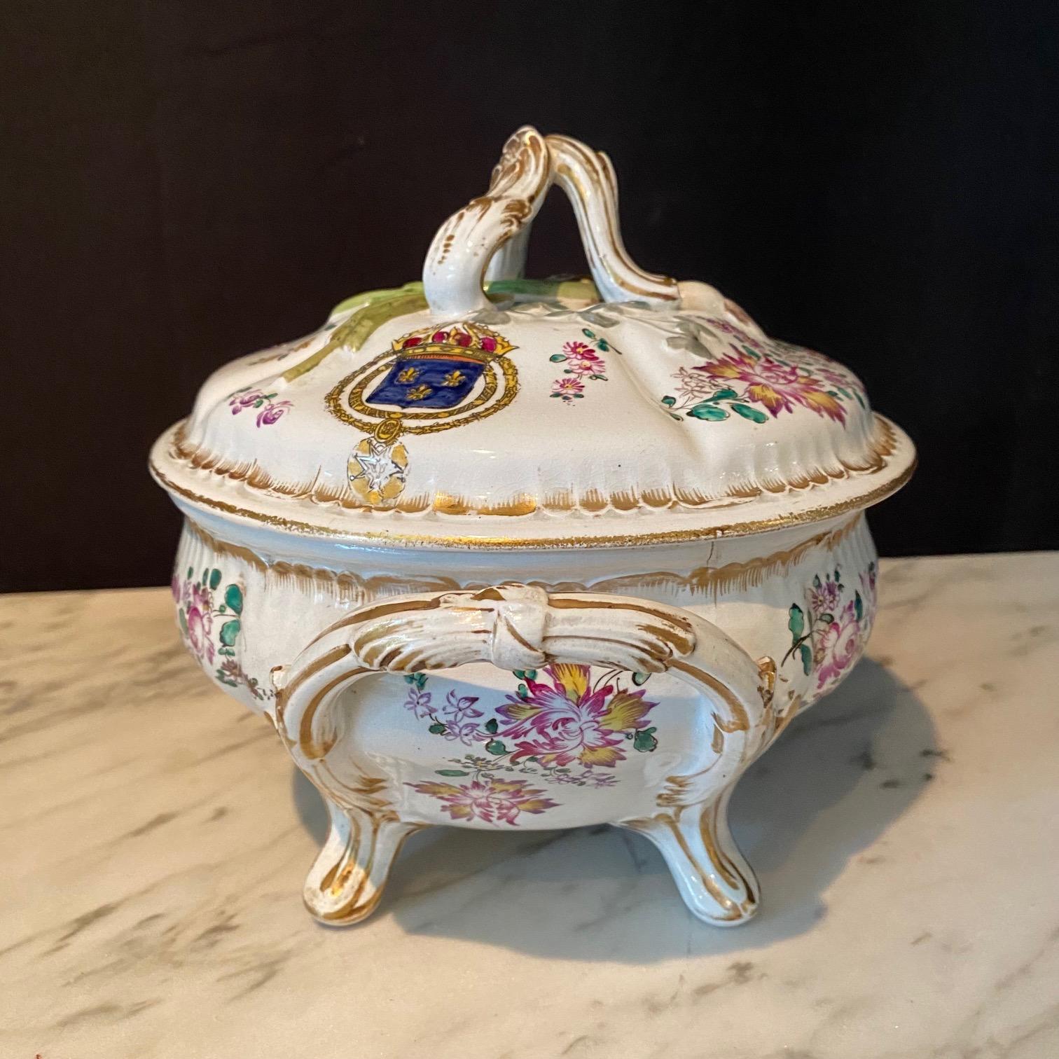 Pair French Hand Painted Faience Porcelain Soup Tureens with Coats of Arms For Sale 2