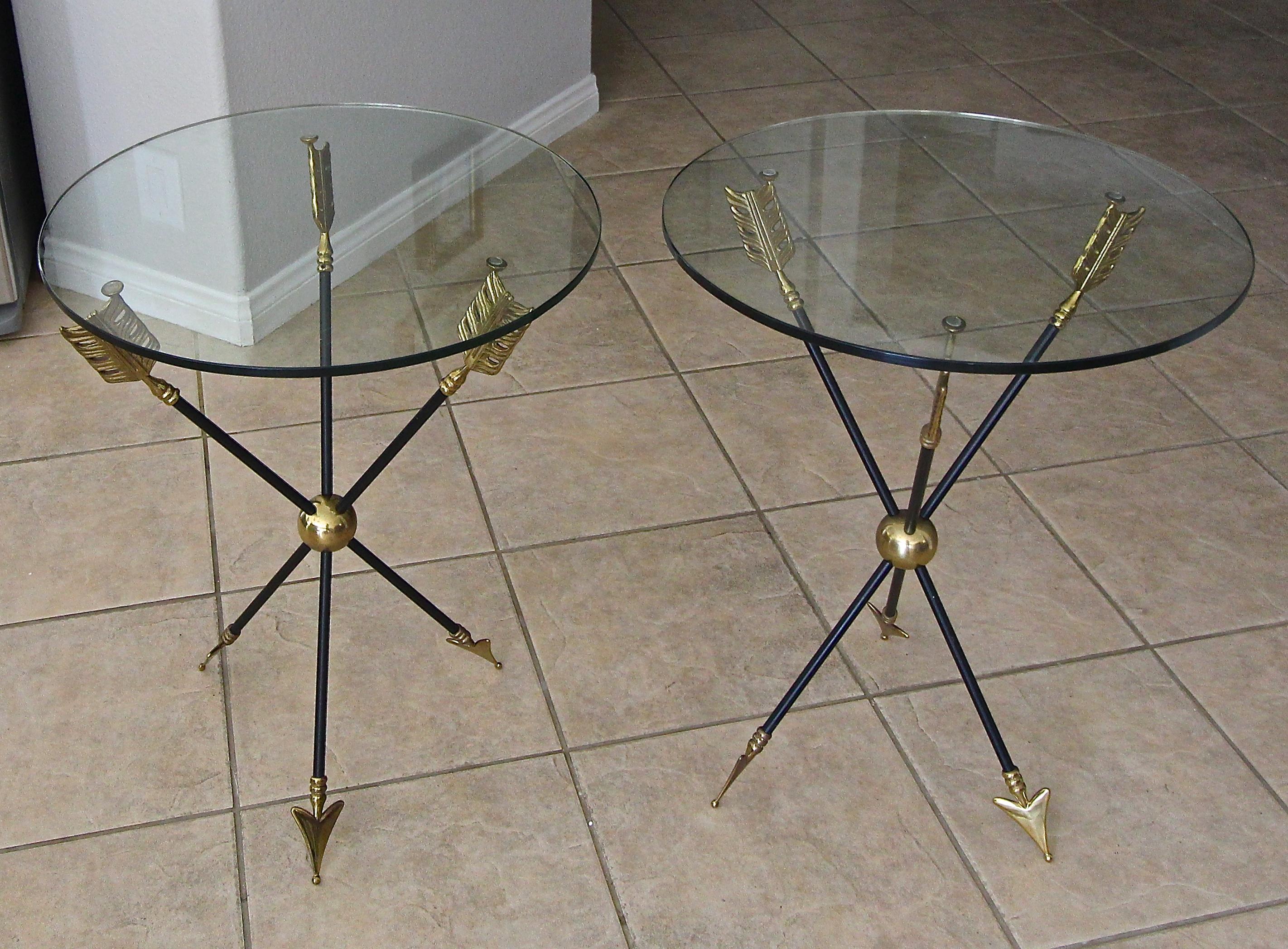 Pair of French Jansen Arrow Directoire Side Tables In Good Condition In Palm Springs, CA
