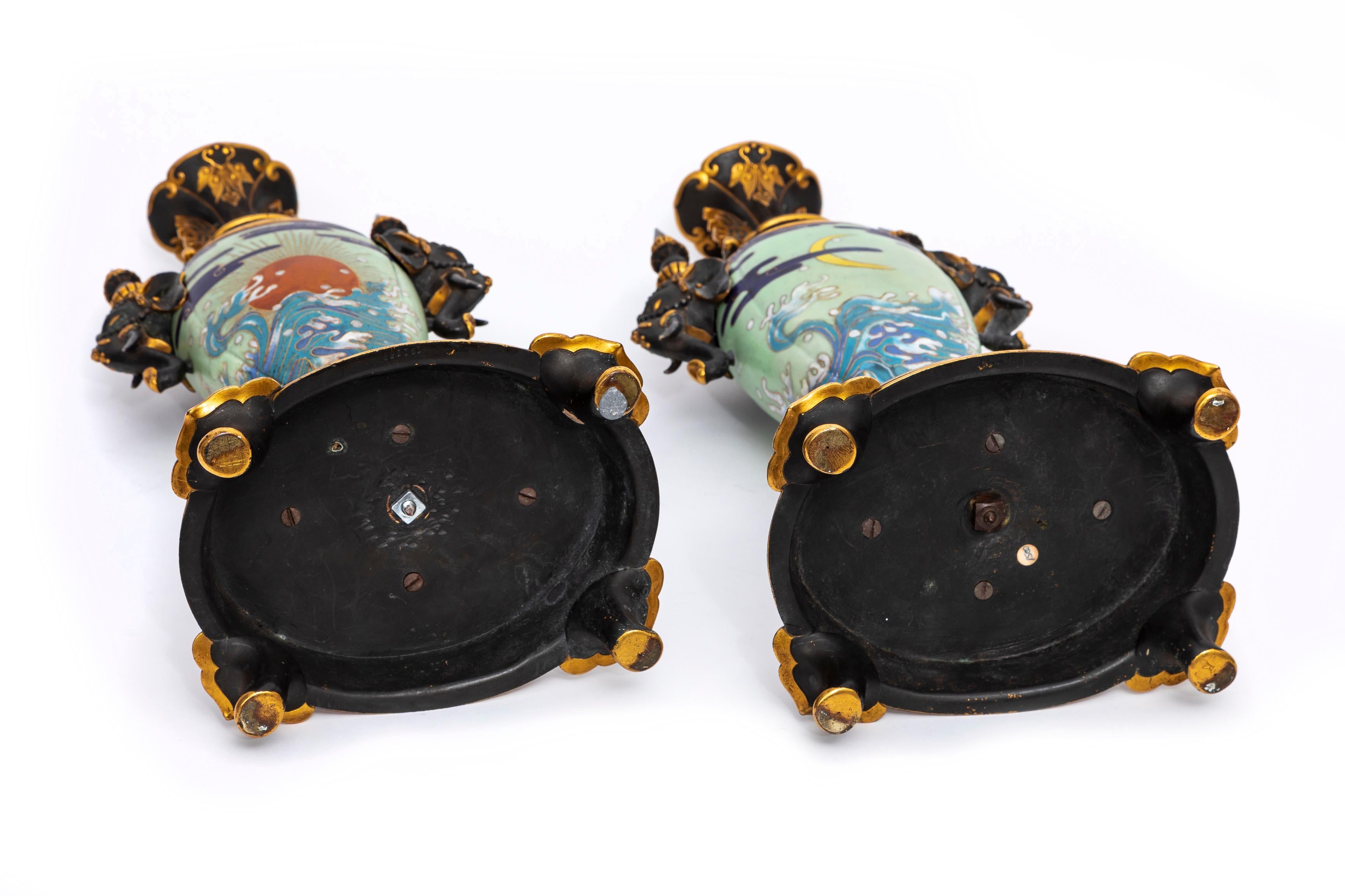 Coppia di vasi francesi Japonisme in bronzo patinato e cloisonné Christofle & Cie in vendita 10