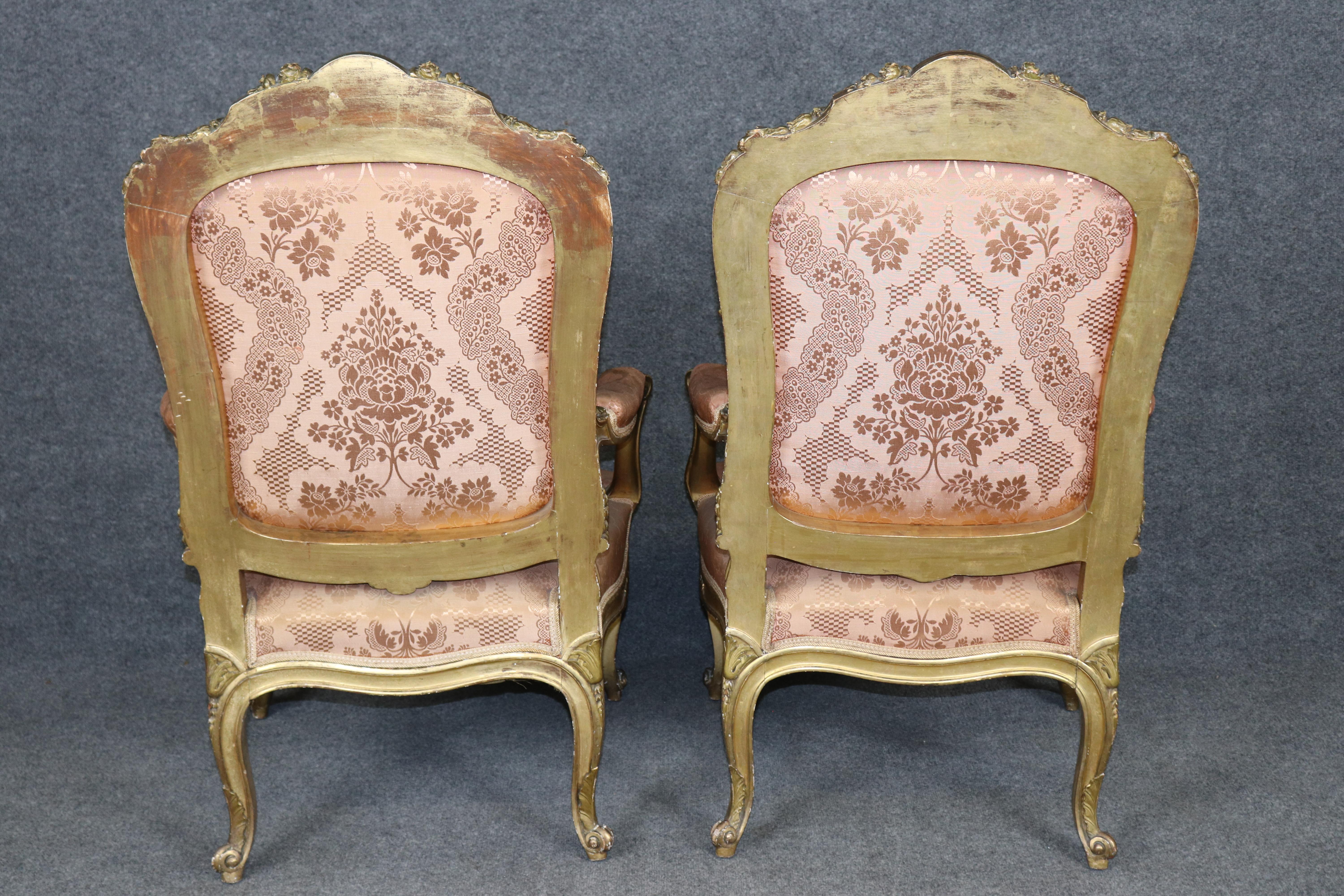 Pair French Late 19th century Louis xv Style carved gold gilt armchairs In Good Condition For Sale In Swedesboro, NJ