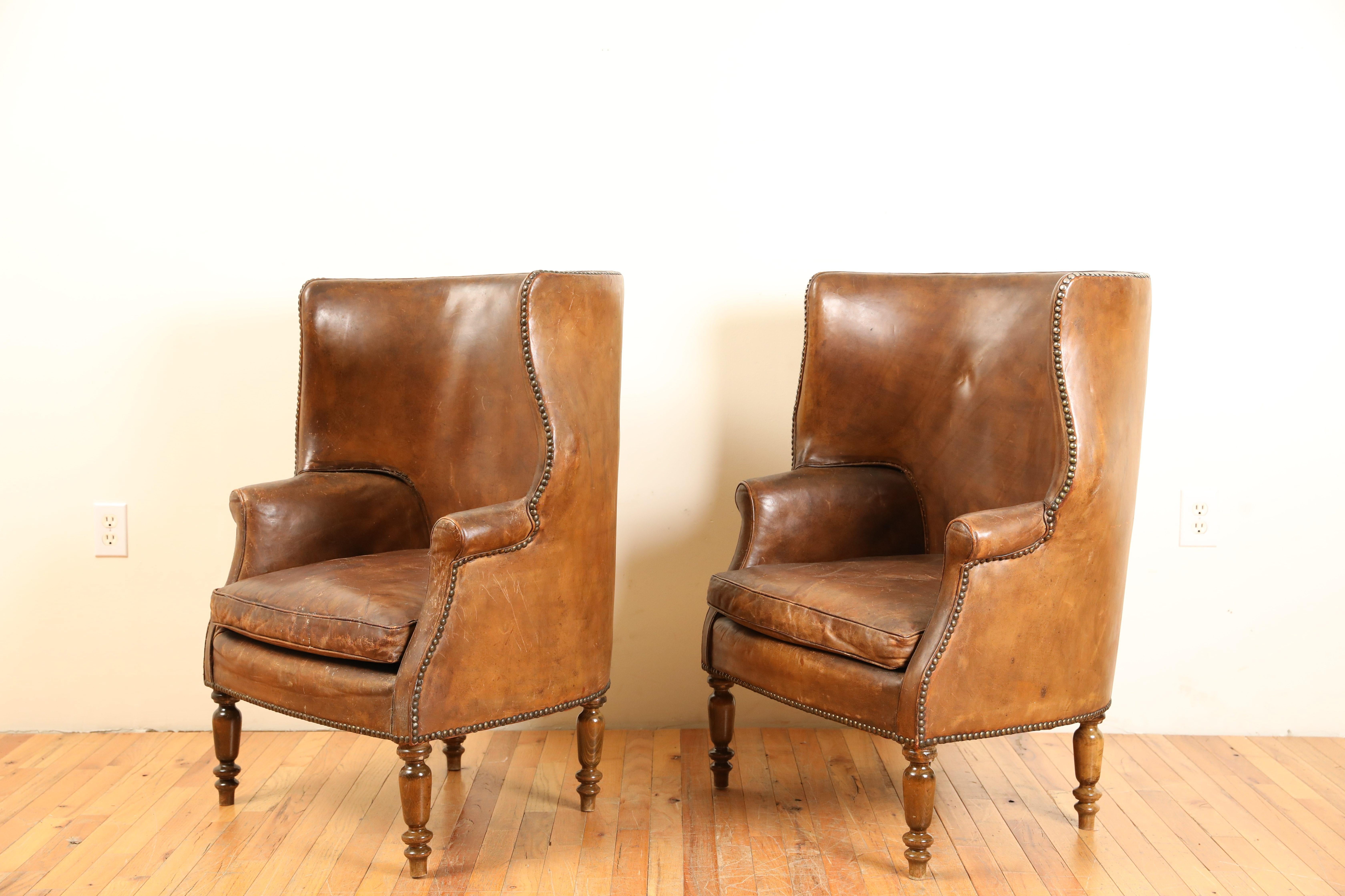 Pair French Leather Upholstered Wing Chairs in the Georgian Taste, ca. 1900 In Good Condition In Atlanta, GA