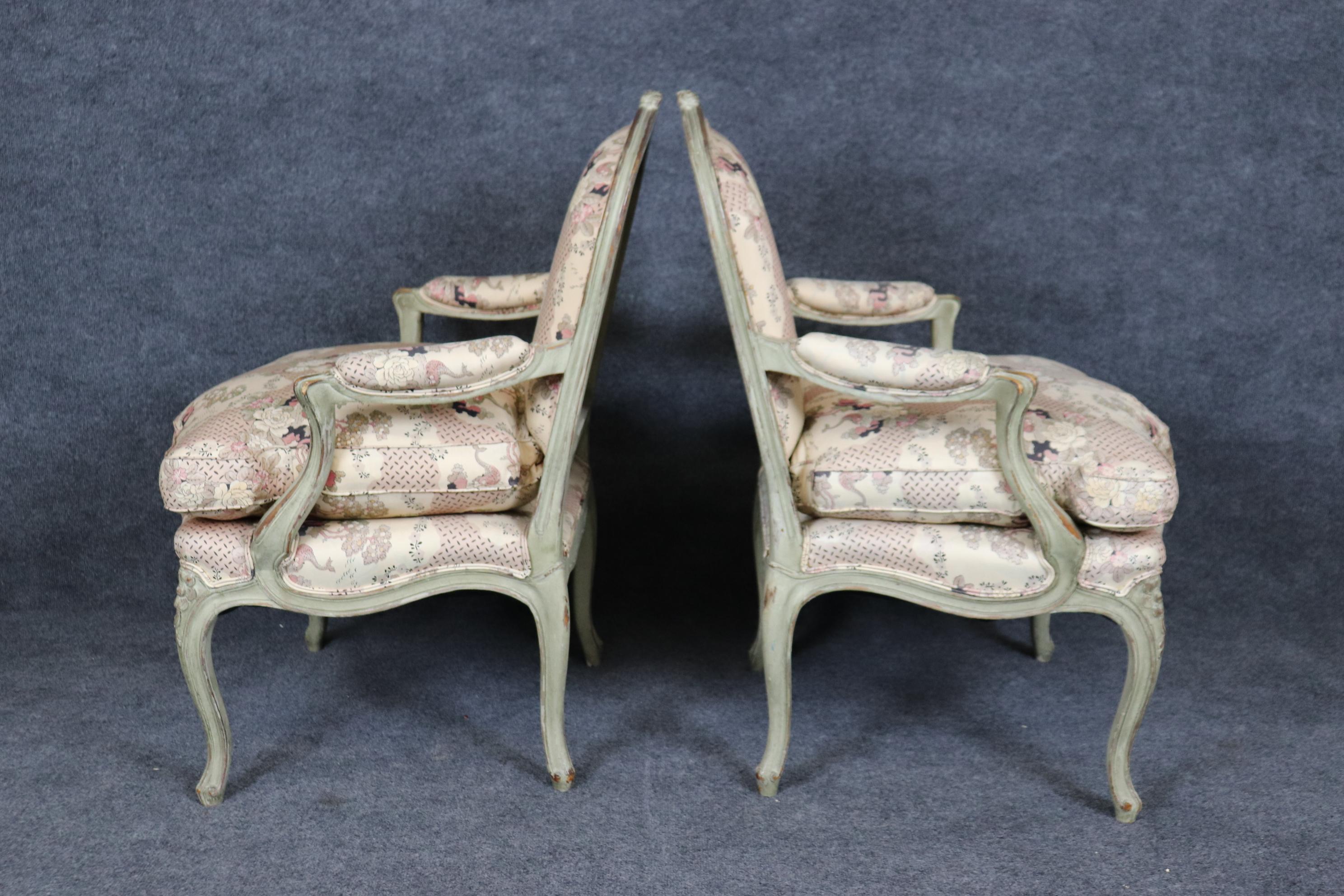 Early 20th Century Pair French Louis XV Gray Paint Decorated Carved French Louis XV Bergere Chairs