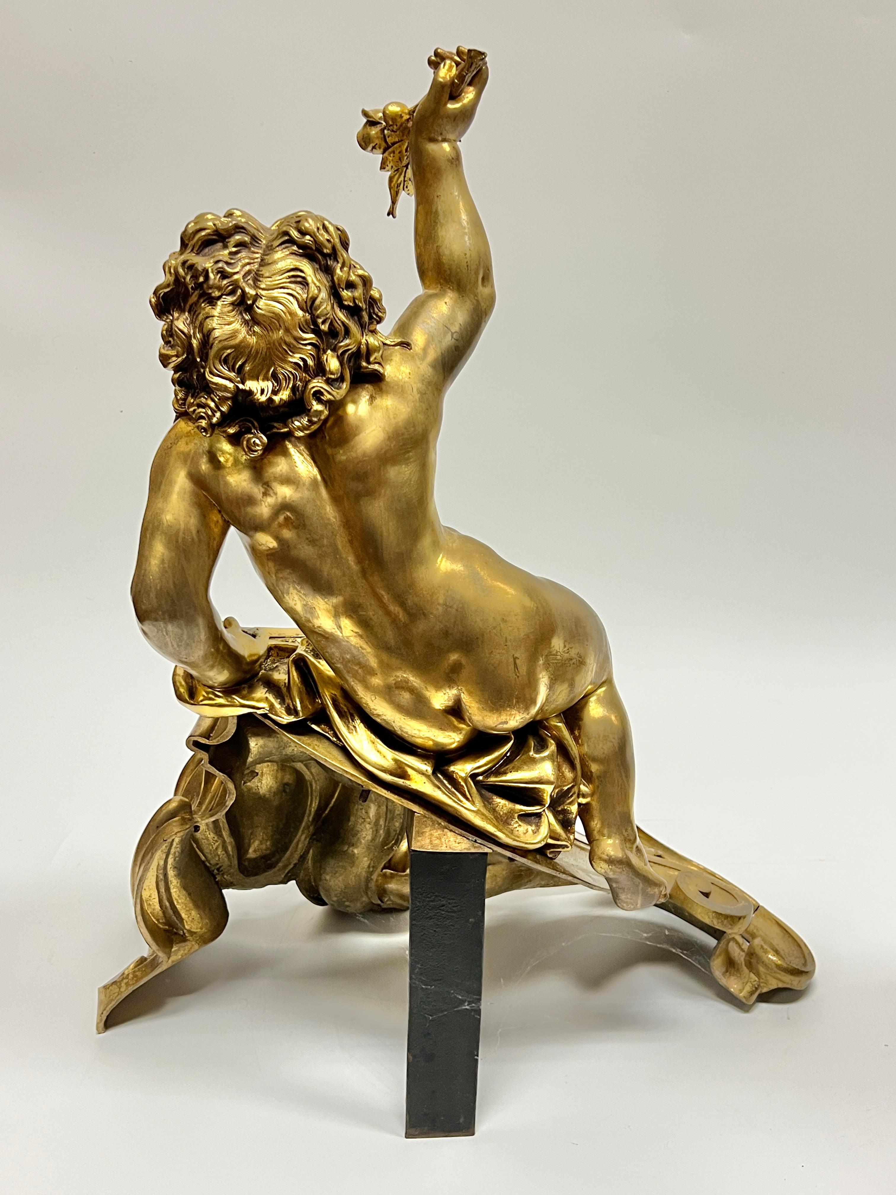Pareja Andirones / Chenets Figurales Putti de Bronce Dorado Estilo Luis XV French Rococo en venta 1