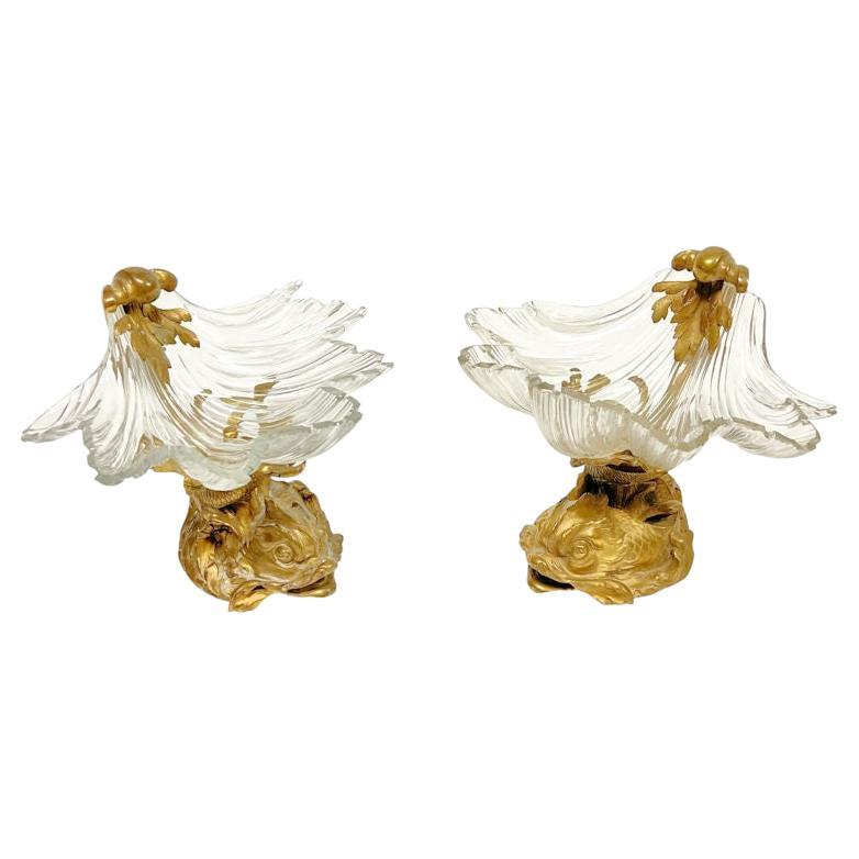 Paar französische Louis XV Stil vergoldete Bronze geschliffenes Glas Tazza / Dishes / Tafelaufsätze im Angebot