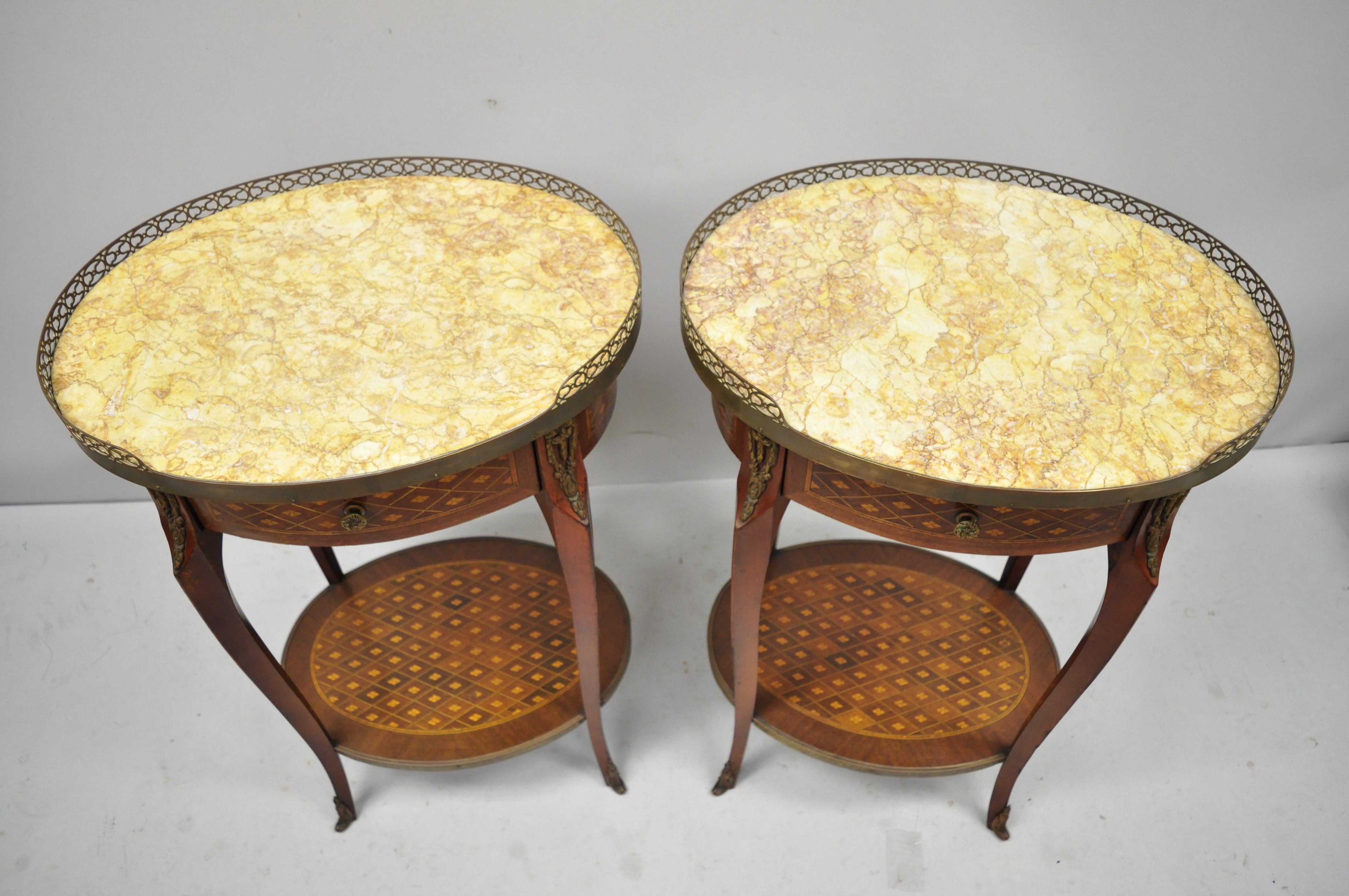 Spanish Pair of Louis XV Style Oval Marble-Top Marquetry Inlay Nightstands End Table