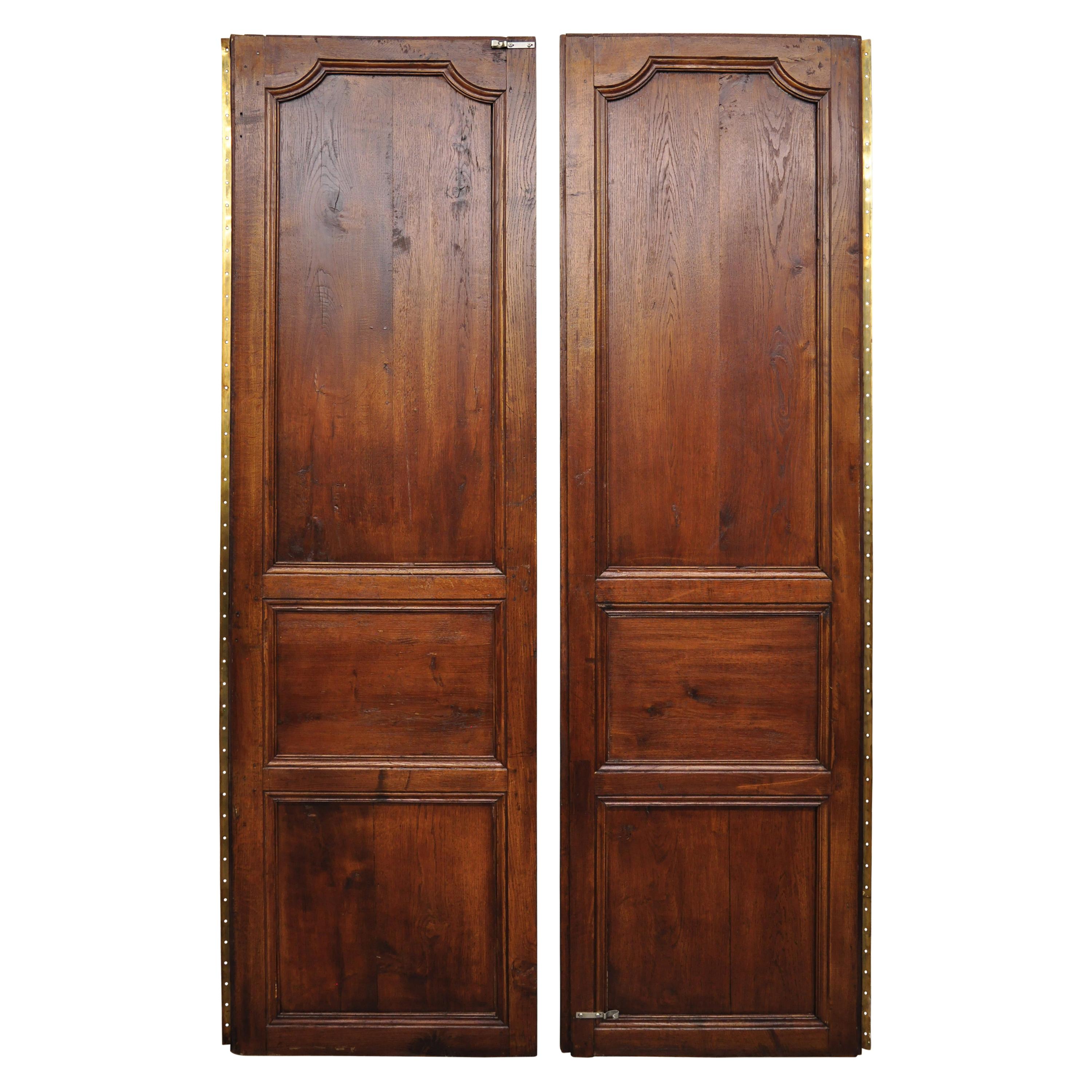 Pair of Louis XVI Oak Interior Double Doors with Bronze Rococo Door Knob ‘B’