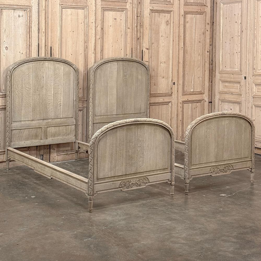 Hand-Carved Pair French Louis XVI Twin Beds in Stripped Oak For Sale
