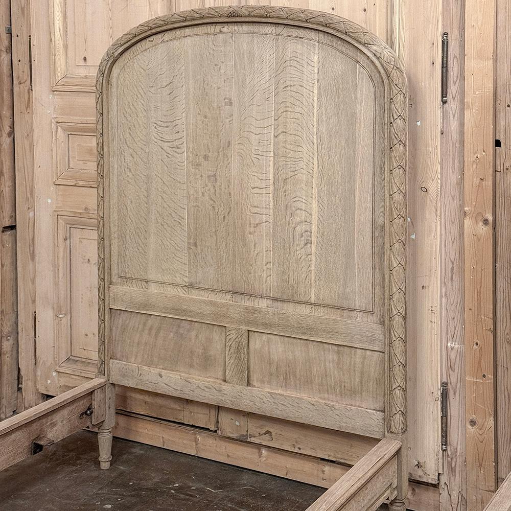 Pair French Louis XVI Twin Beds in Stripped Oak For Sale 4