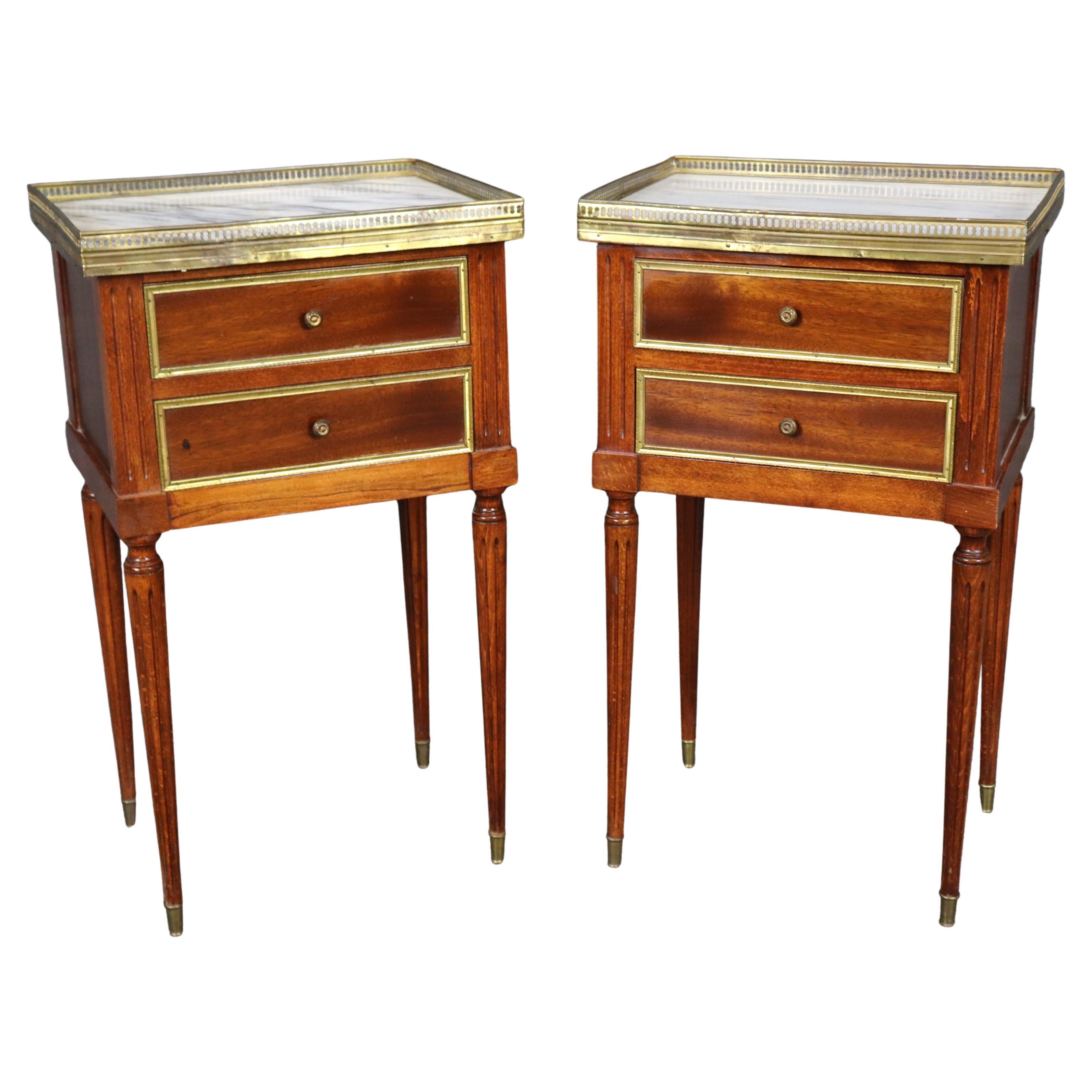 Pair French Maison Jansen Style Brass Trimmed Marble Top Louis XVI Nightstands For Sale