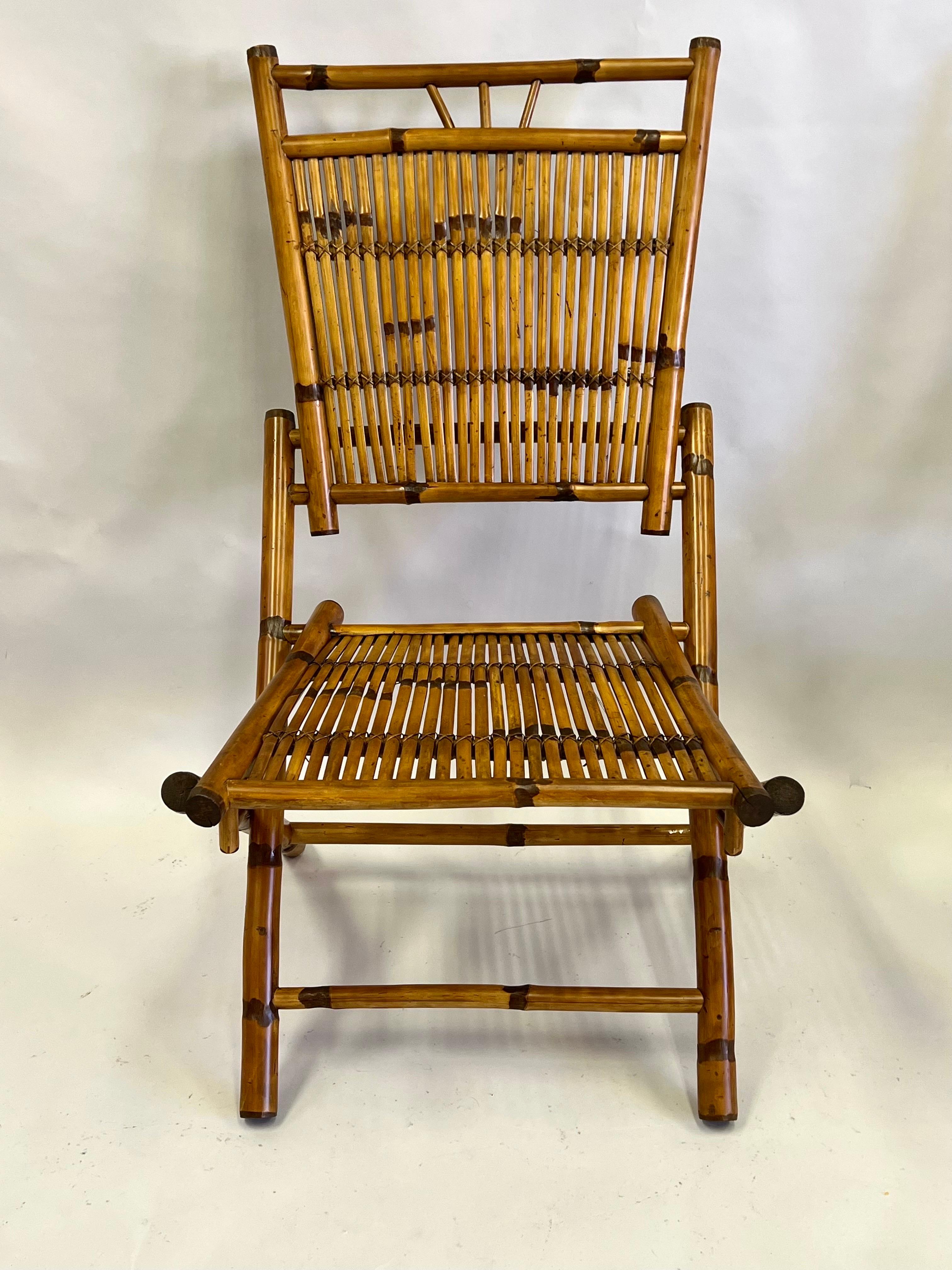 Bambou Paire de chaises de salon en bambou et rotin de style moderne et néoclassique français en vente