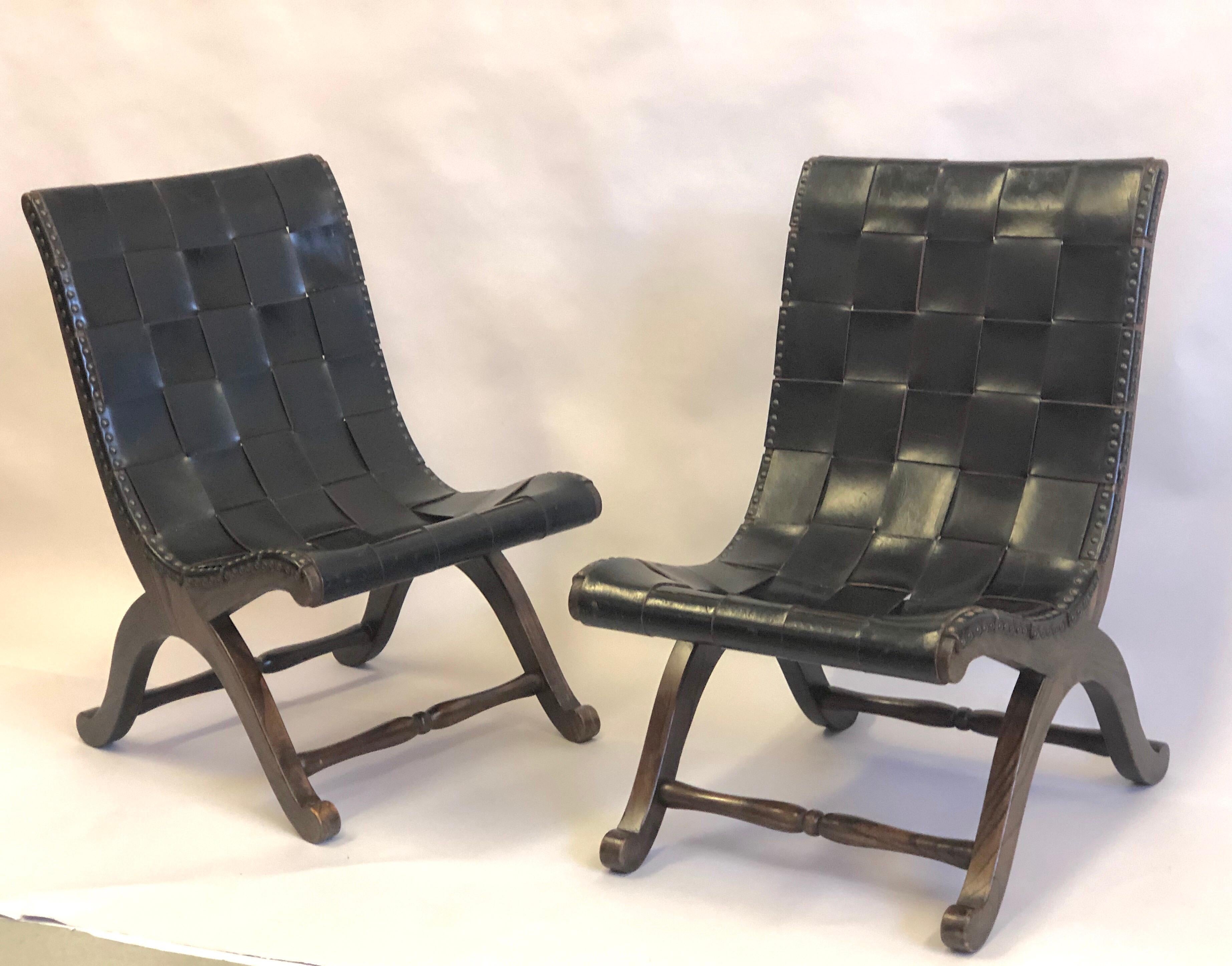 Mid-Century Modern Pair of Modern Neoclassical Black Leather Strap Chairs Attributed Pierre Lottier For Sale