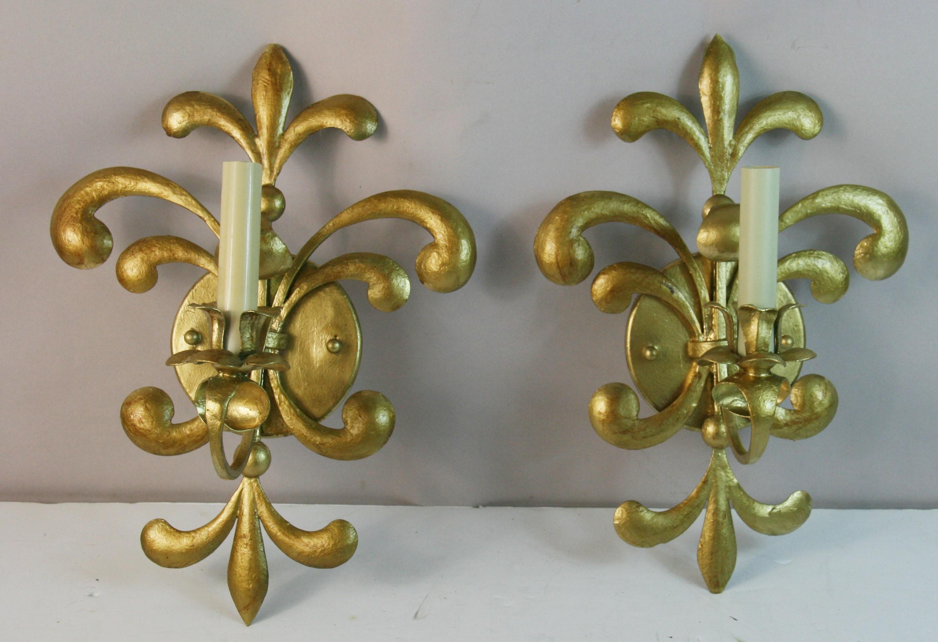 1518 Pair French  single light scones painted gold.
Rewired
New back plate added  to cover US electrical box
Price is for a  pair