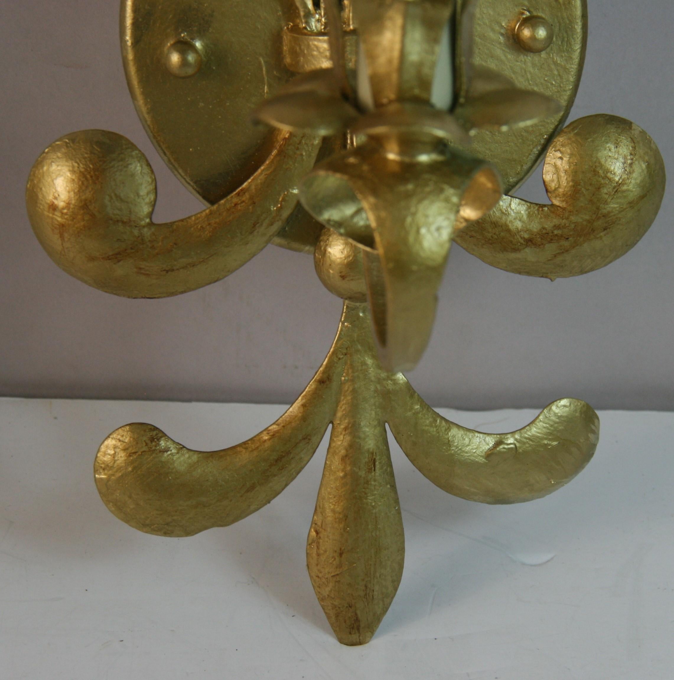 Metal Pair French Modified Fleur deLis  Leaf  Gold Painted Single Light Sconces 1950's For Sale