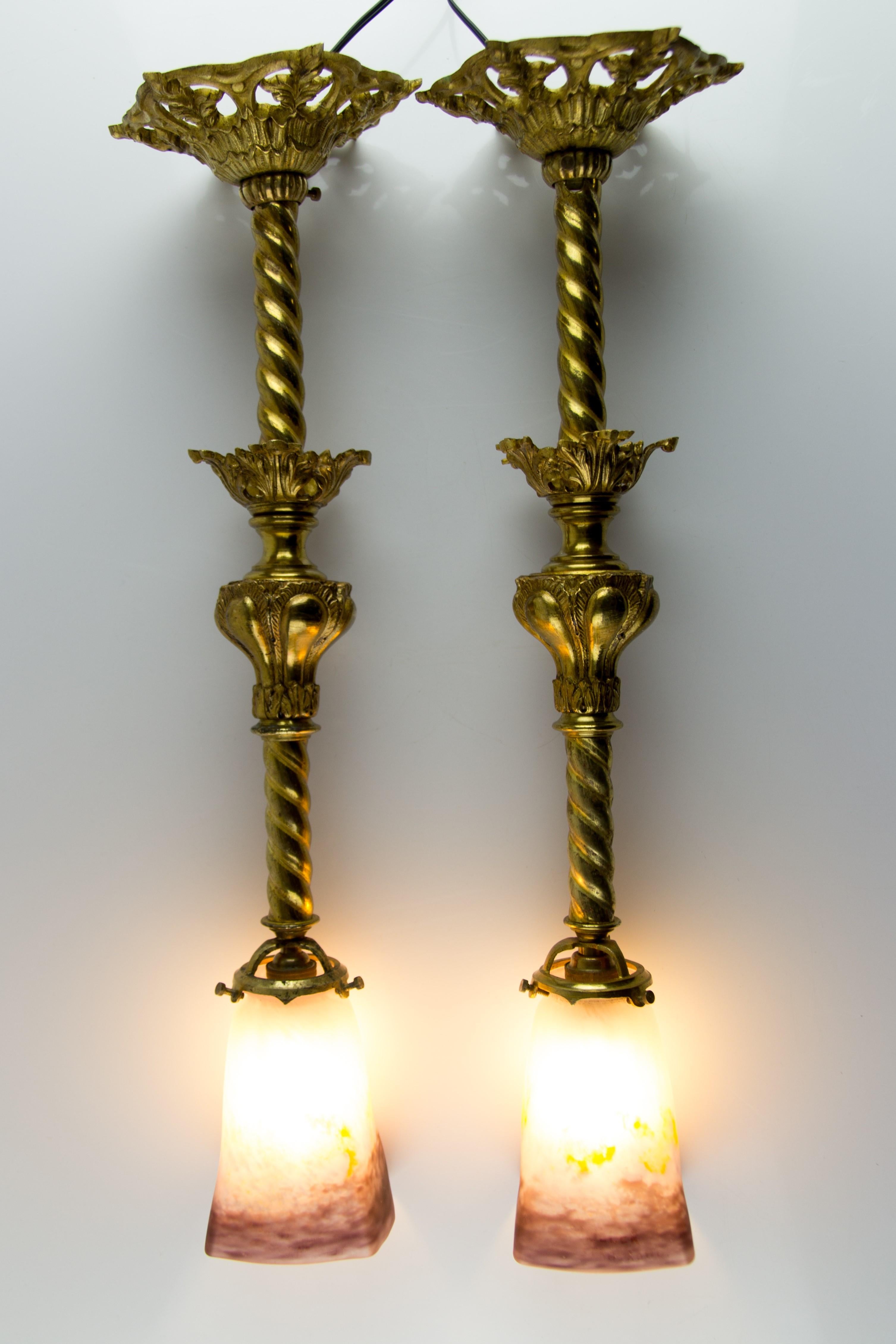 French Muller-Strasbourg Glass and Gilt Bronze Pendant Light Fixtures, a Pair For Sale 5