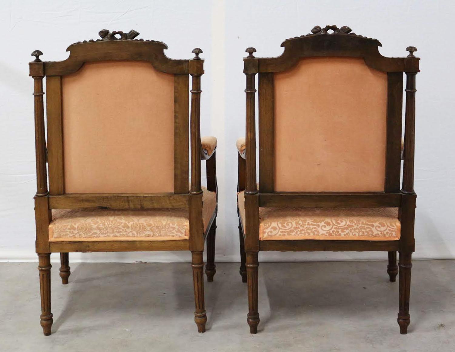 French Open Armchairs 19th Century Louis XVI Fauteuil Includes Recovering, Pair In Good Condition In Labrit, Landes
