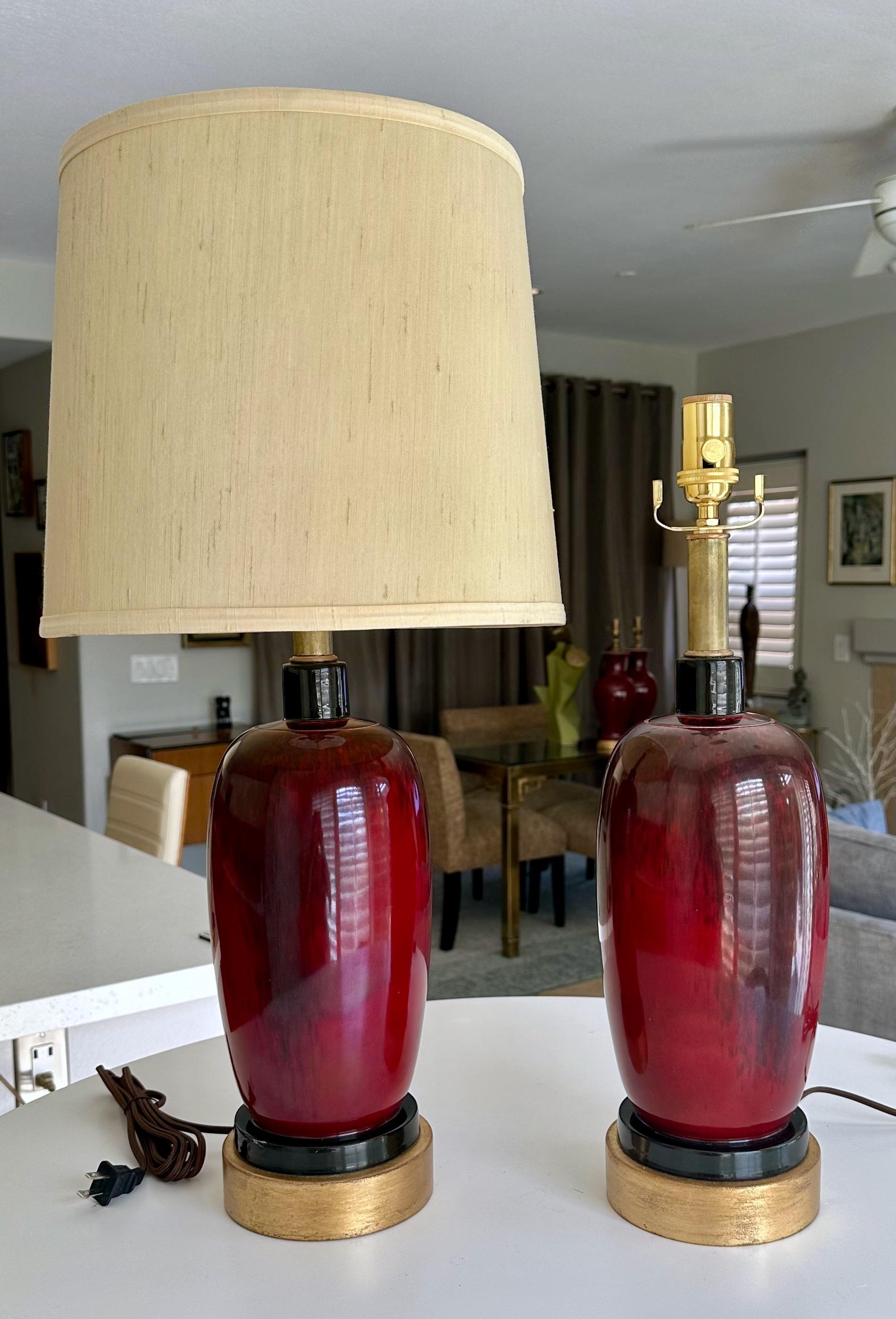 Paar französische Ochsenblut-Porzellan-Tischlampen im Sang-de-Boeuf-Stil im Angebot 13