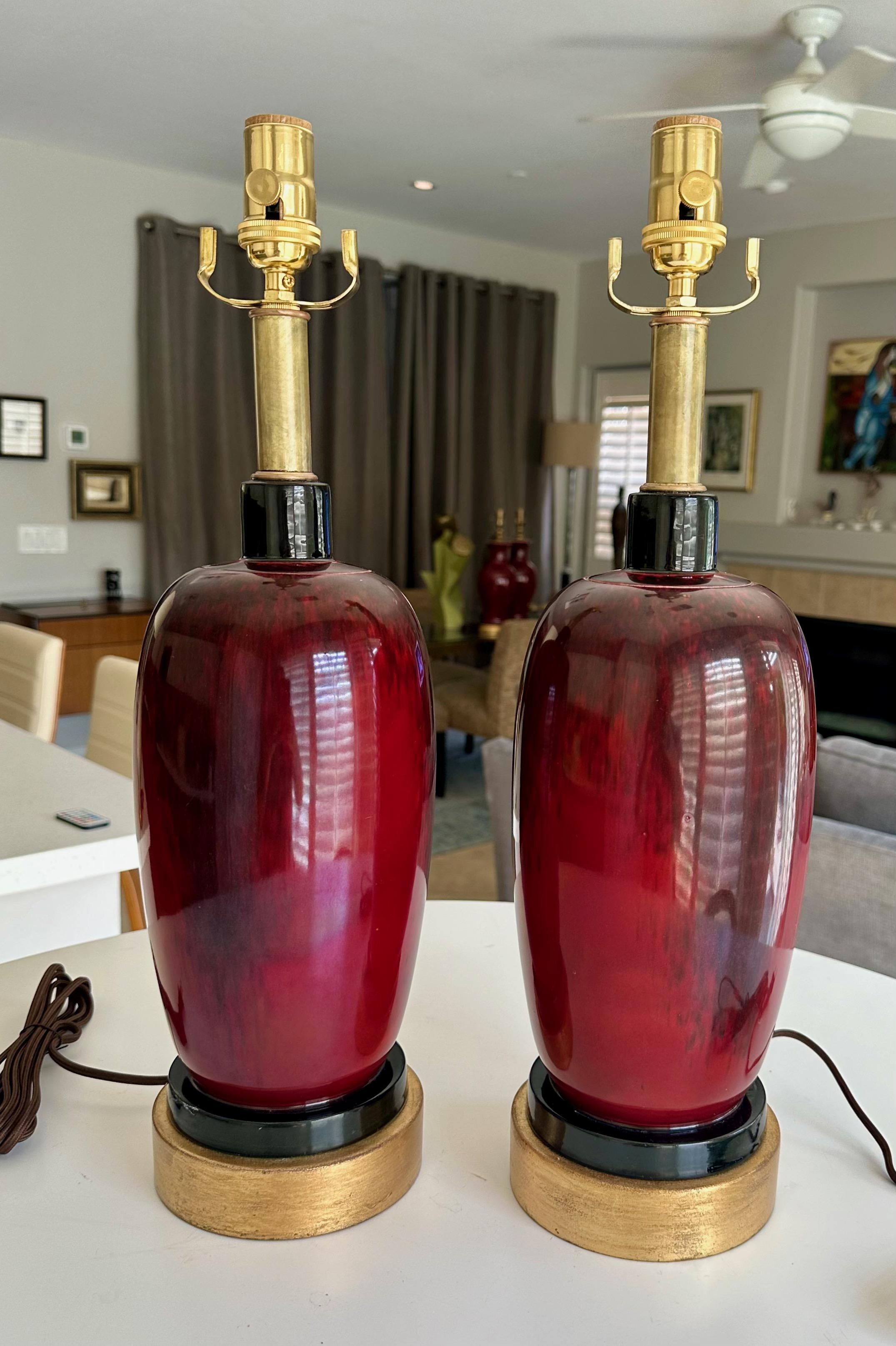 Paar französische Ochsenblut-Porzellan-Tischlampen im Sang-de-Boeuf-Stil im Angebot 14