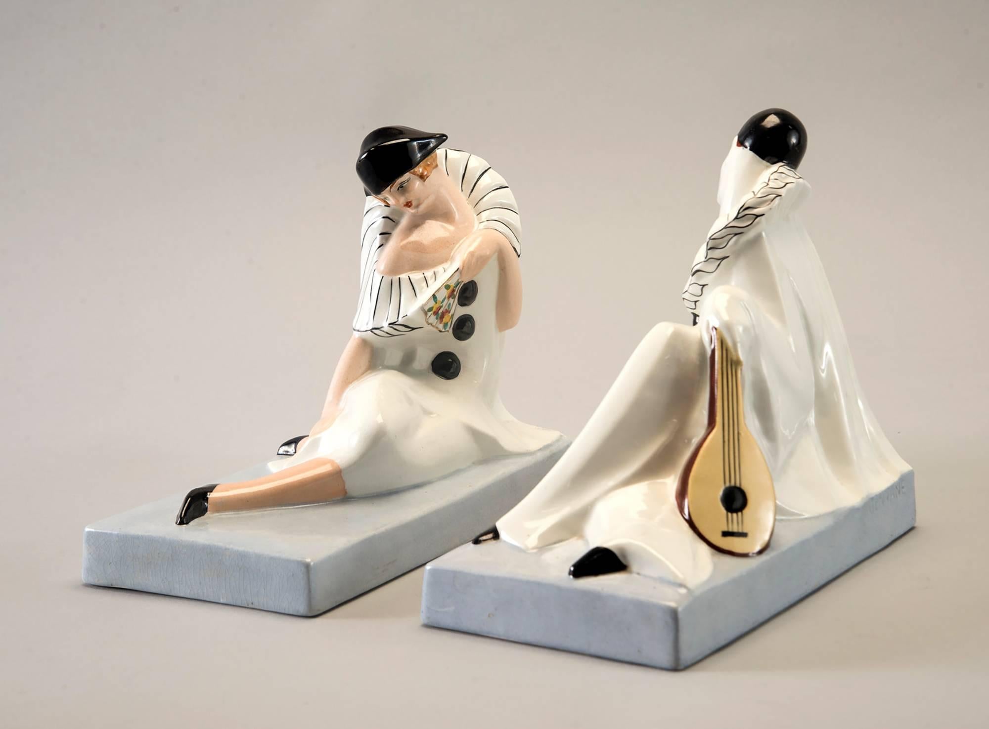Glazed Pair of French Porcelain Art Deco Pierrot and Columbine Book Ends