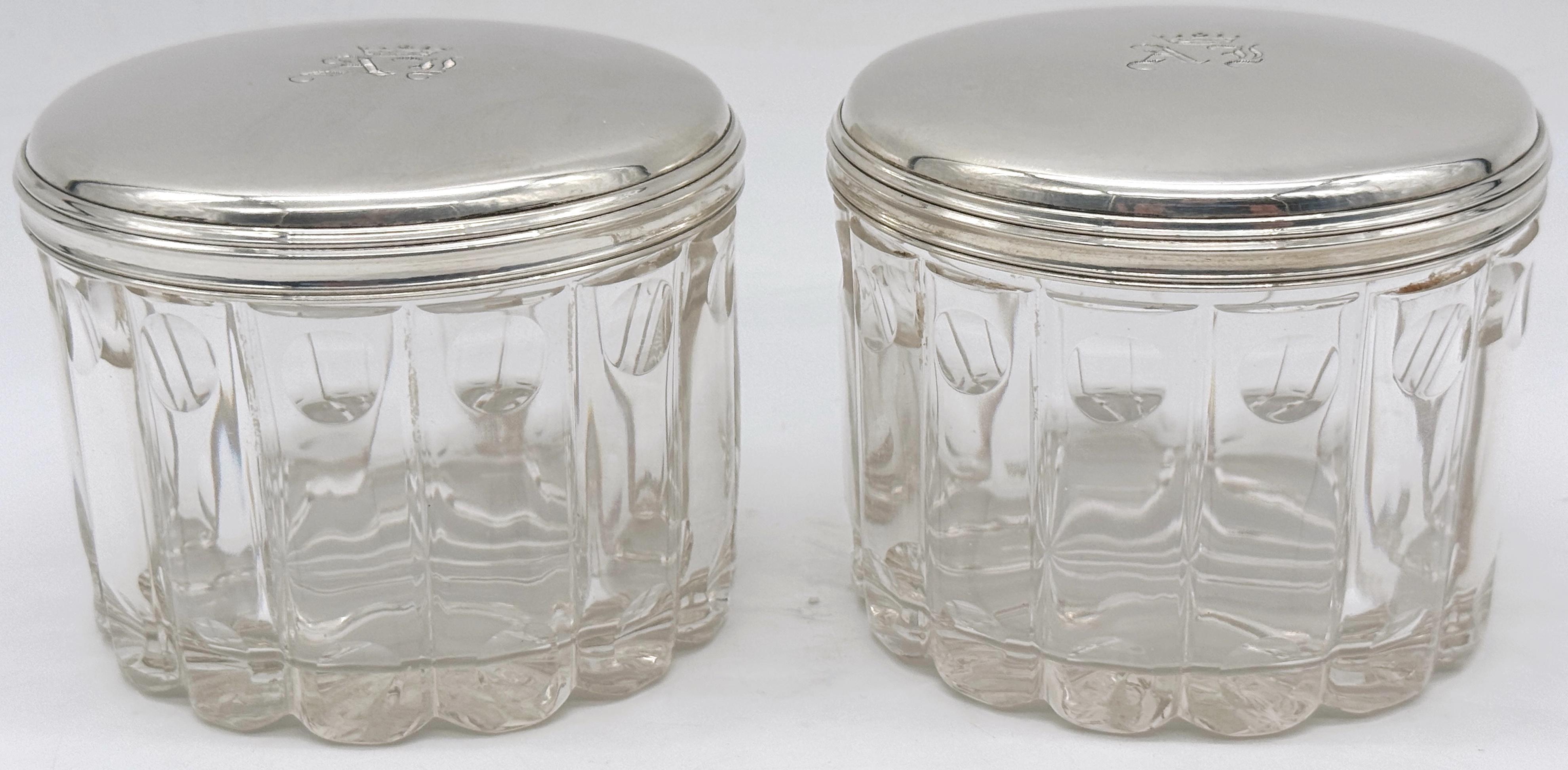 Argent sterling Paire d'armoires françaises « Royal » en argent  Verre taillé Motif bambou  Jarres de commode en vente