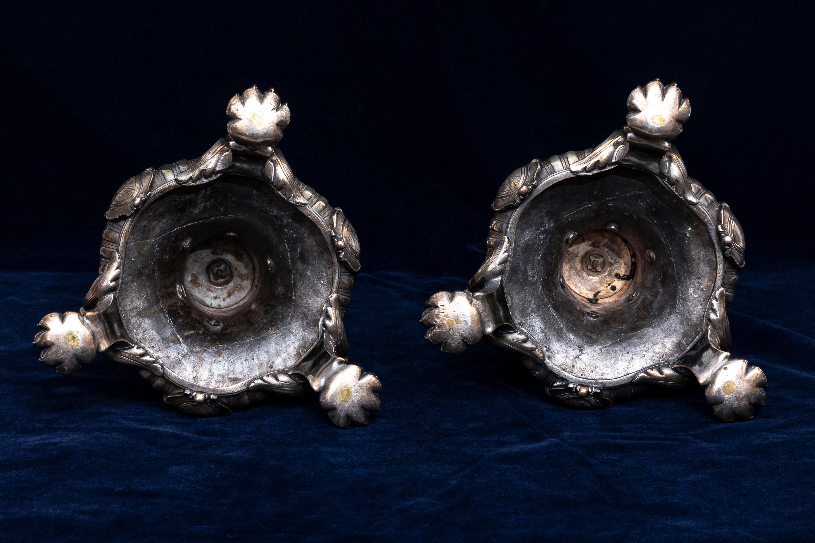 Pair French Silvered Bronze Lions Mask Plinths w/ Hand-Carved Rock Crystal Orbs For Sale 4
