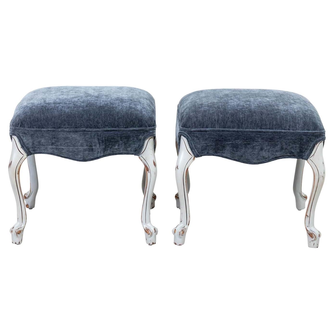 Pair French Style Benches en vente