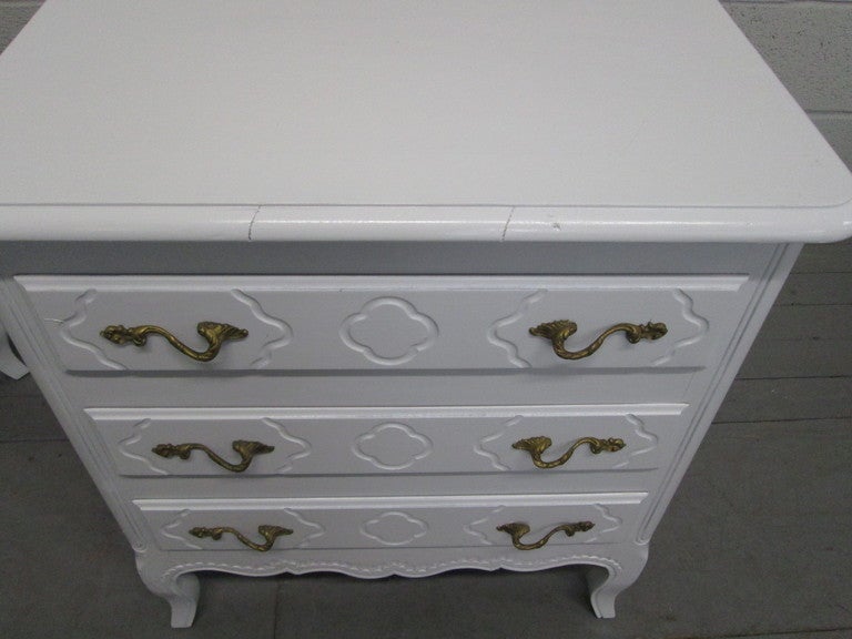 Hollywood Regency Pair of French Style Nightstands Chests For Sale
