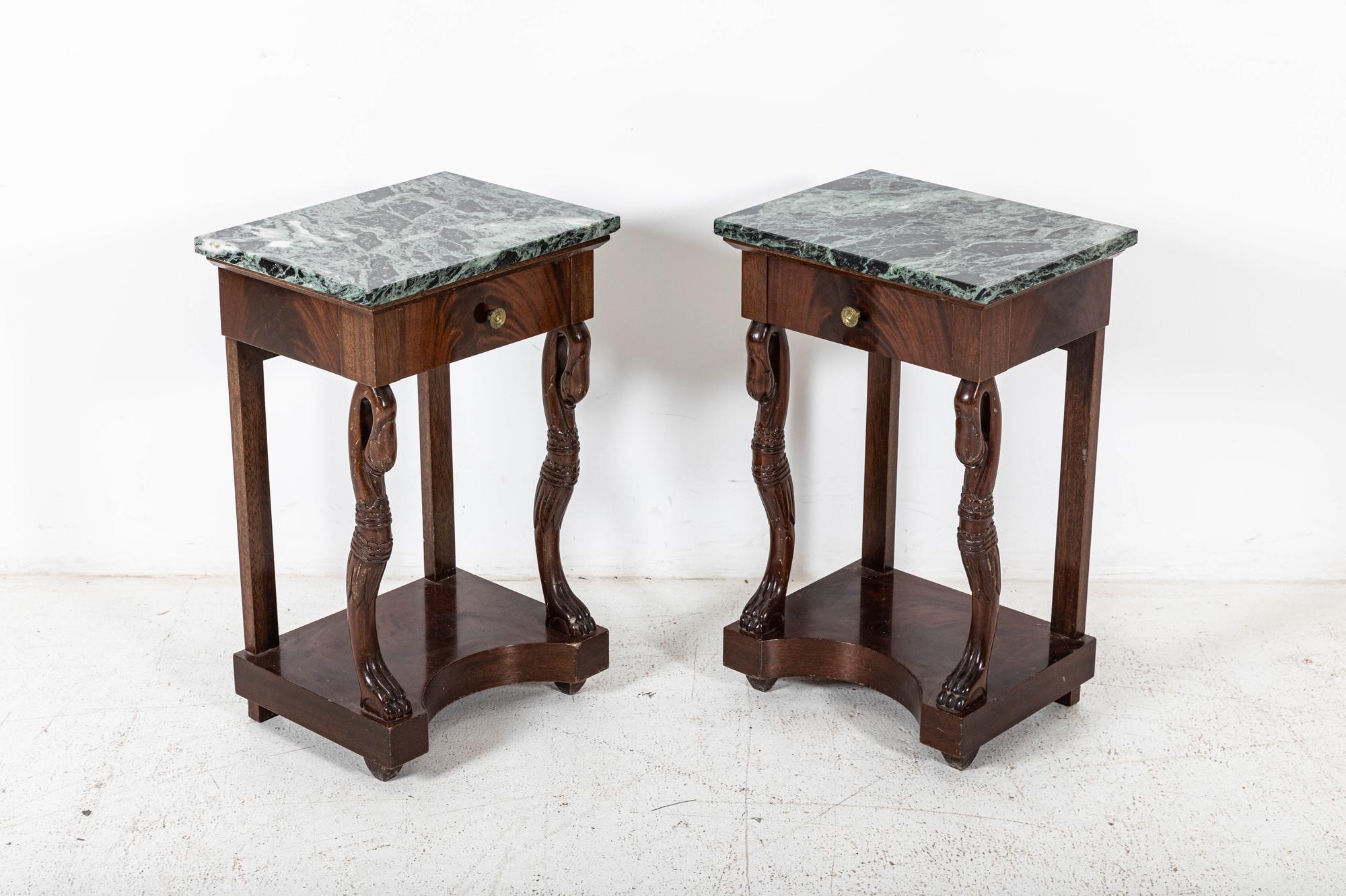 Circa 1900

Pair French mahogany and oak swan neck bedside cabinets with marble tops and paw feet

Excellent quality.



Measures: W41 x D31 x H65 cm.