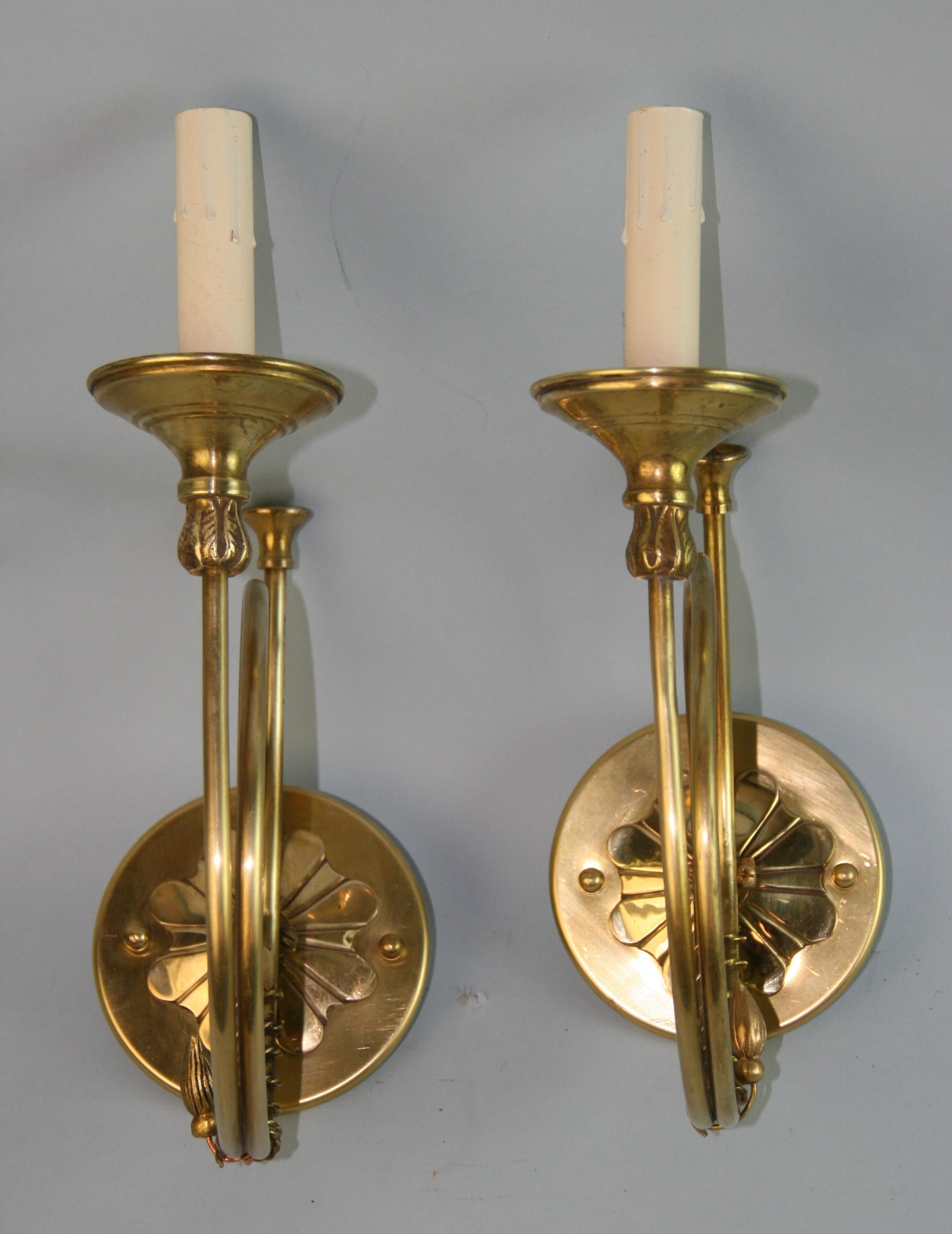 Paar französische Trompeten-Wandleuchter (2 Paare verfügbar)  im Angebot 7