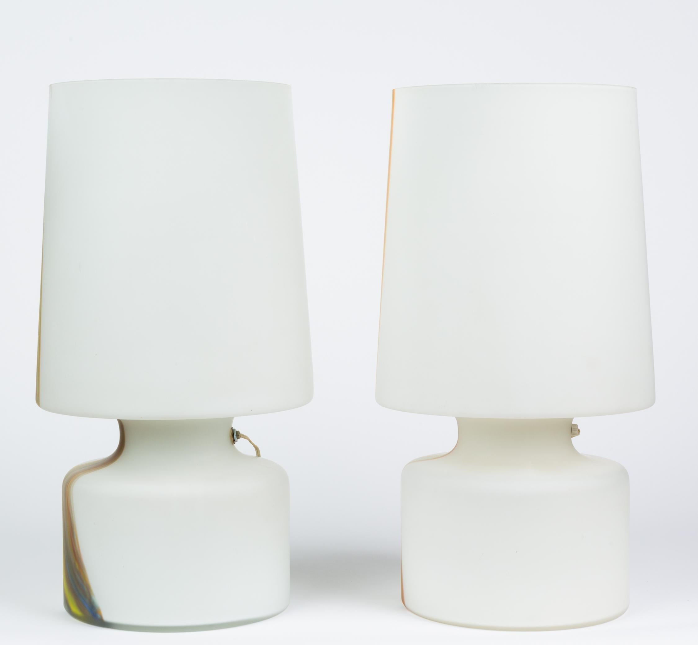 Mid-Century Modern Pair of Laurel Lamp Co. Frosted Glass Lamps with Multi-Color Detail