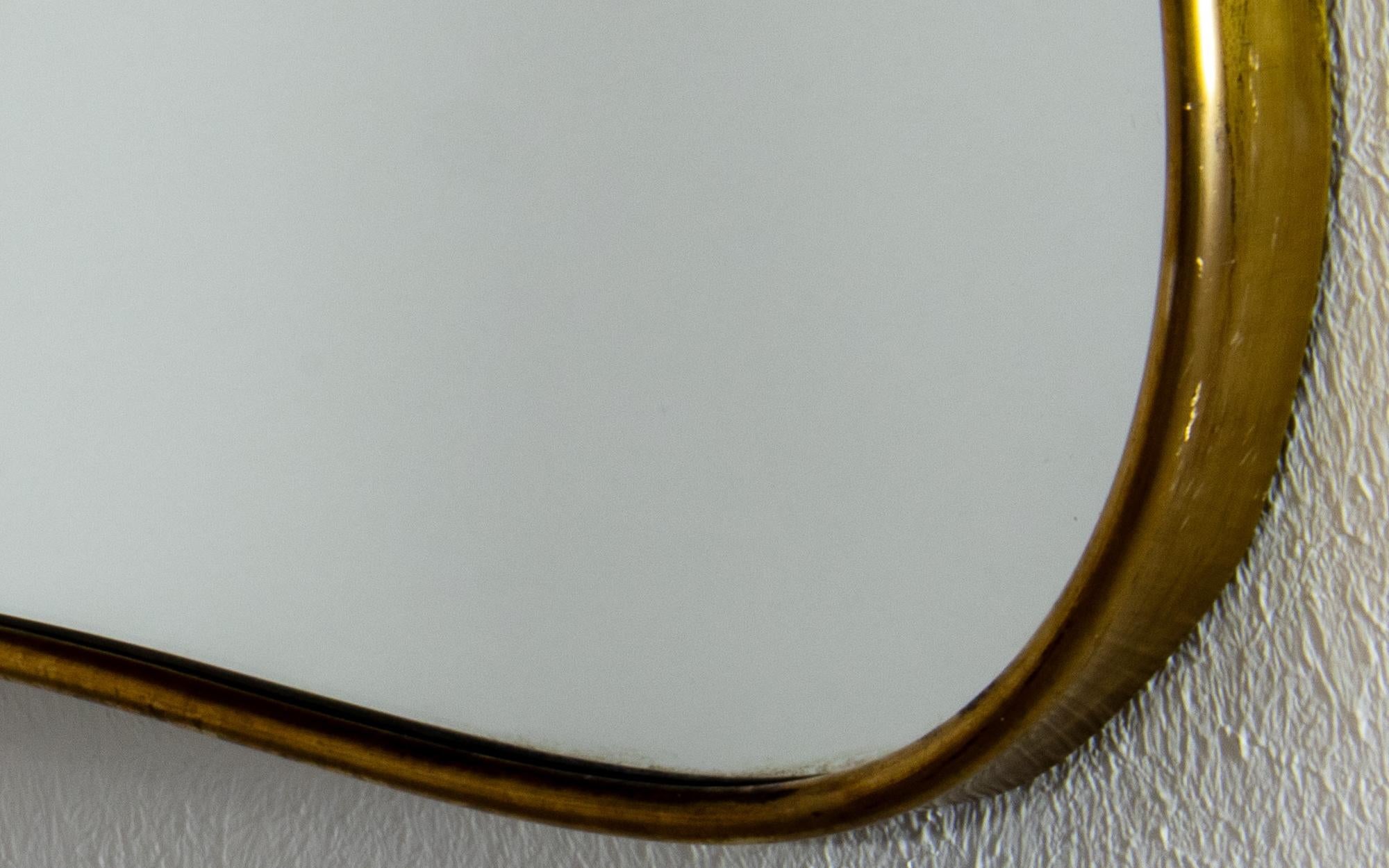 Coppia di specchi da parete in ottone a figura intera attribuiti a Gio Ponti, Italia, anni '50 in vendita 1