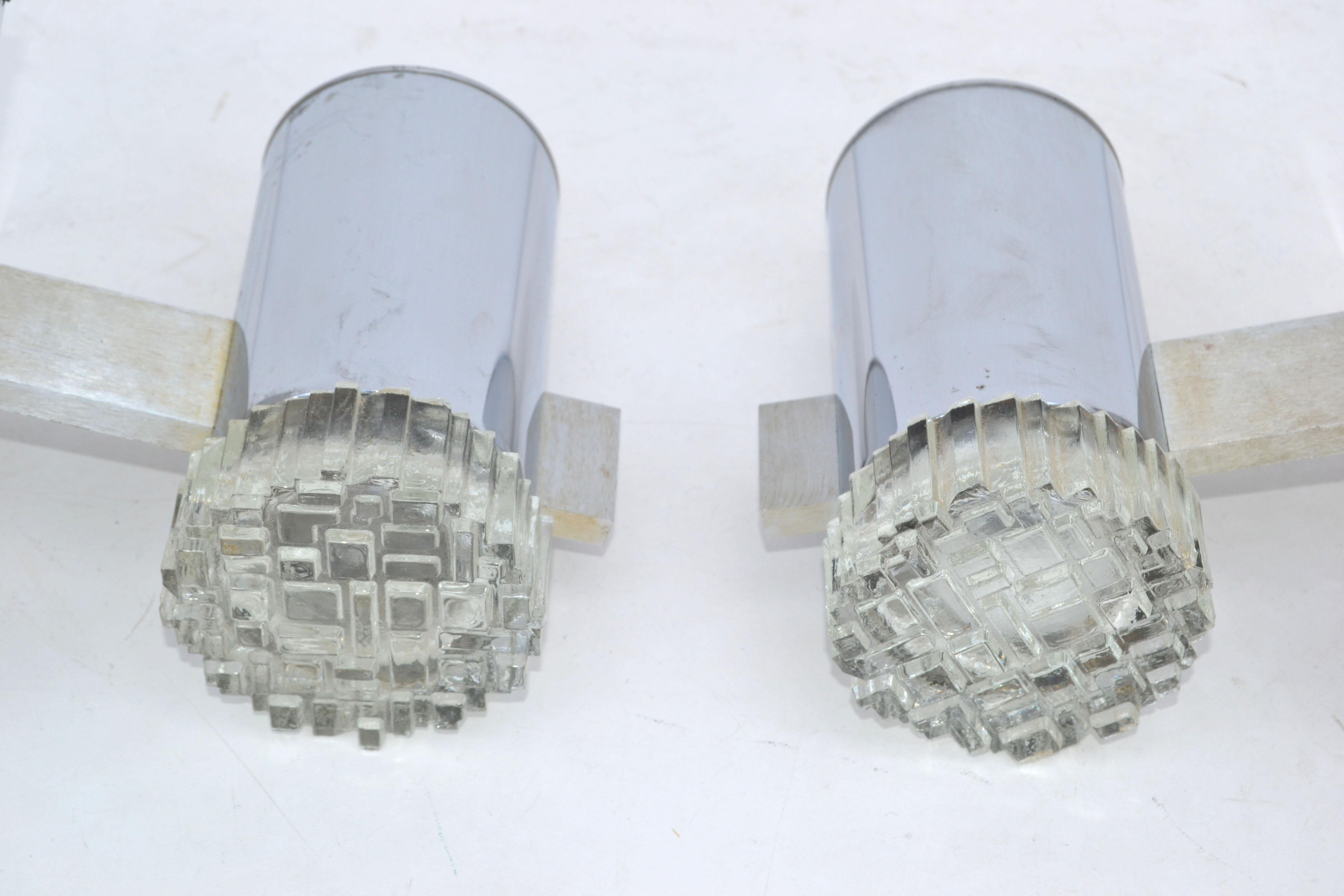 Pair, Gaetano Sciolari Italian Chrome & Cut Glass Sconces, Wall Lamps  For Sale 3