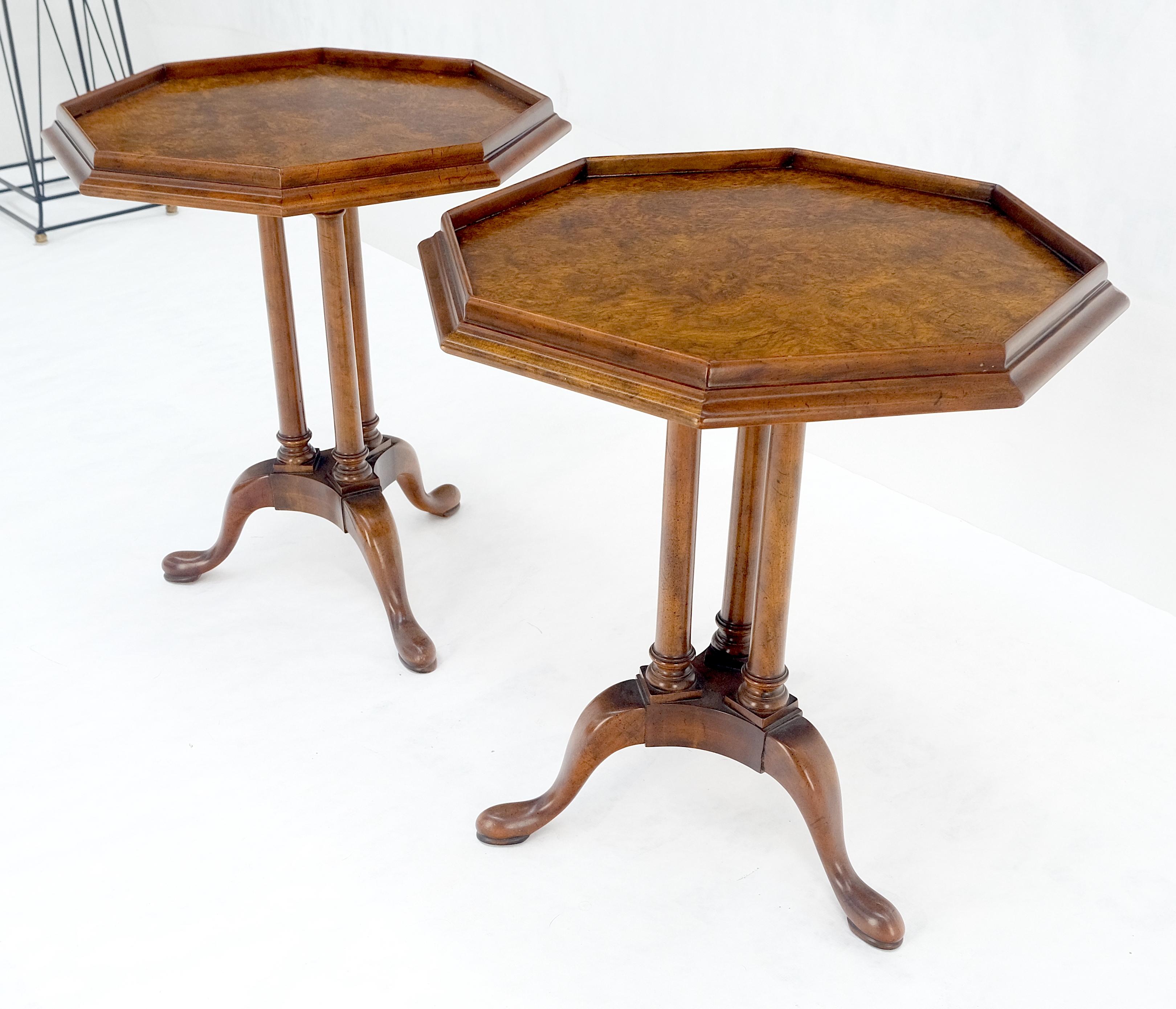 Paire de tables d'appoint à trépieds en bois de ronce Gallery Side-Gallery Tables d'appoint en vente 4