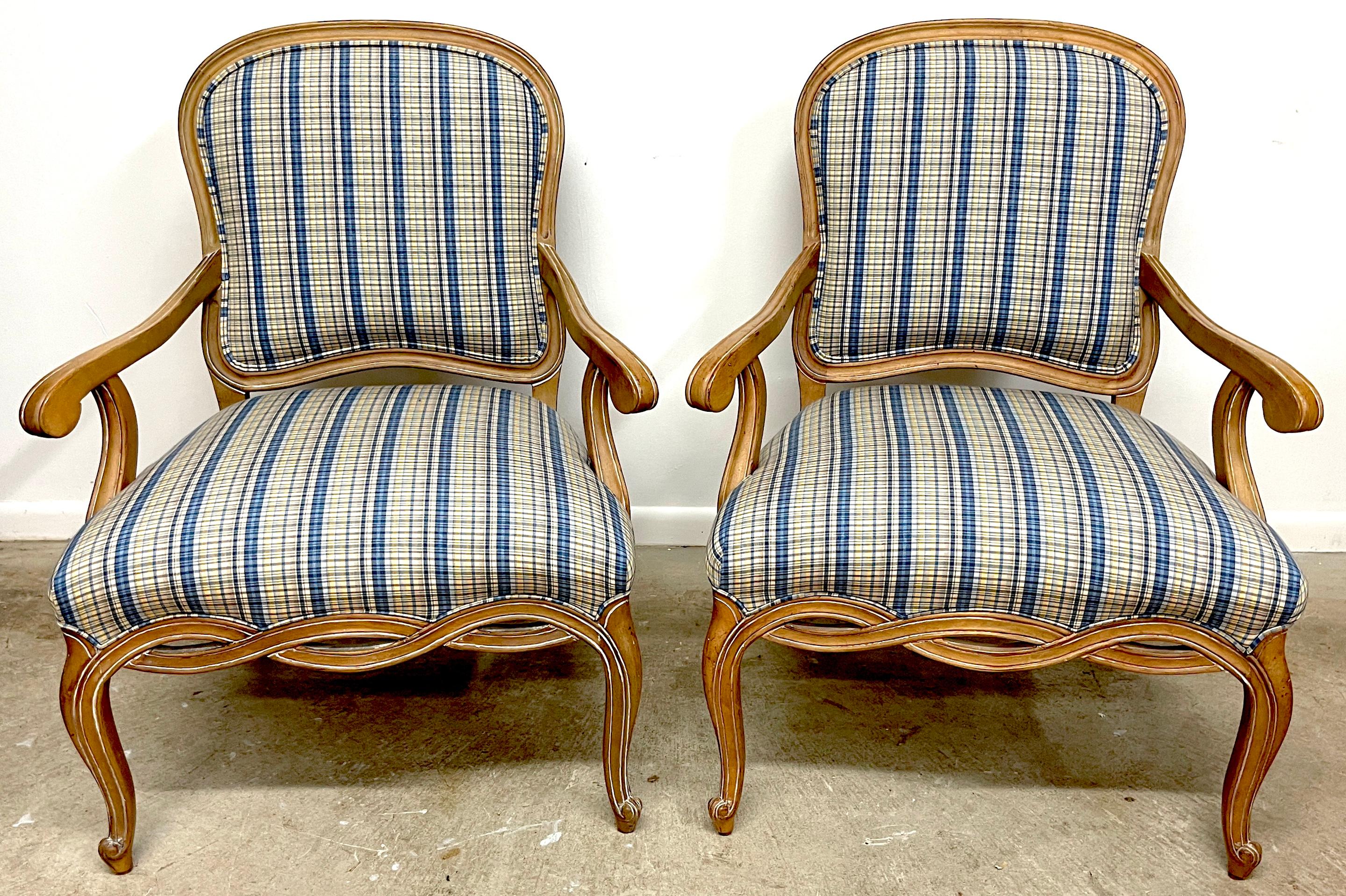 Pair Generous Italian Neoclassical Style Bleached Fruitwood Bergere/Armchairs 
Italy, 20th century 

A pair of beautiful Italian Neoclassical-style Bergere Armchairs, crafted in the 20th century from bleached fruitwood. The 'Generous' chairs boast