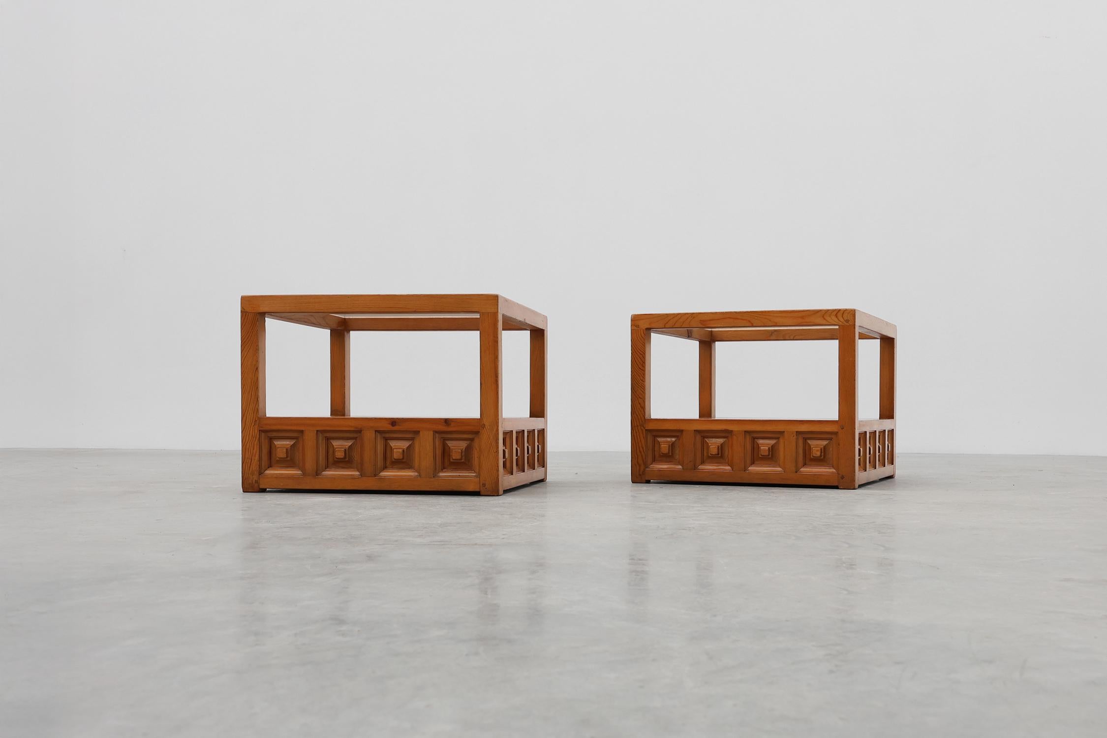 Mid-Century Modern Pair geographical designed square Biosca coffee tables in pine wood, Spain 1960s For Sale