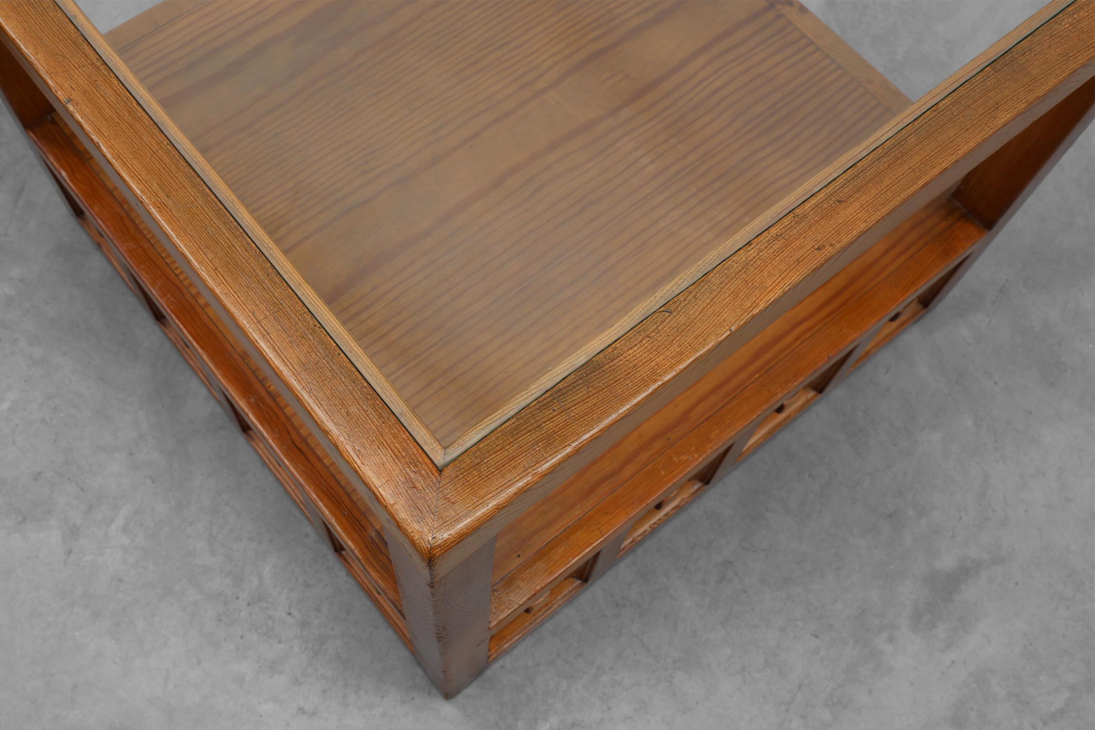 Pair geographical designed square Biosca coffee tables in pine wood, Spain 1960s For Sale 1