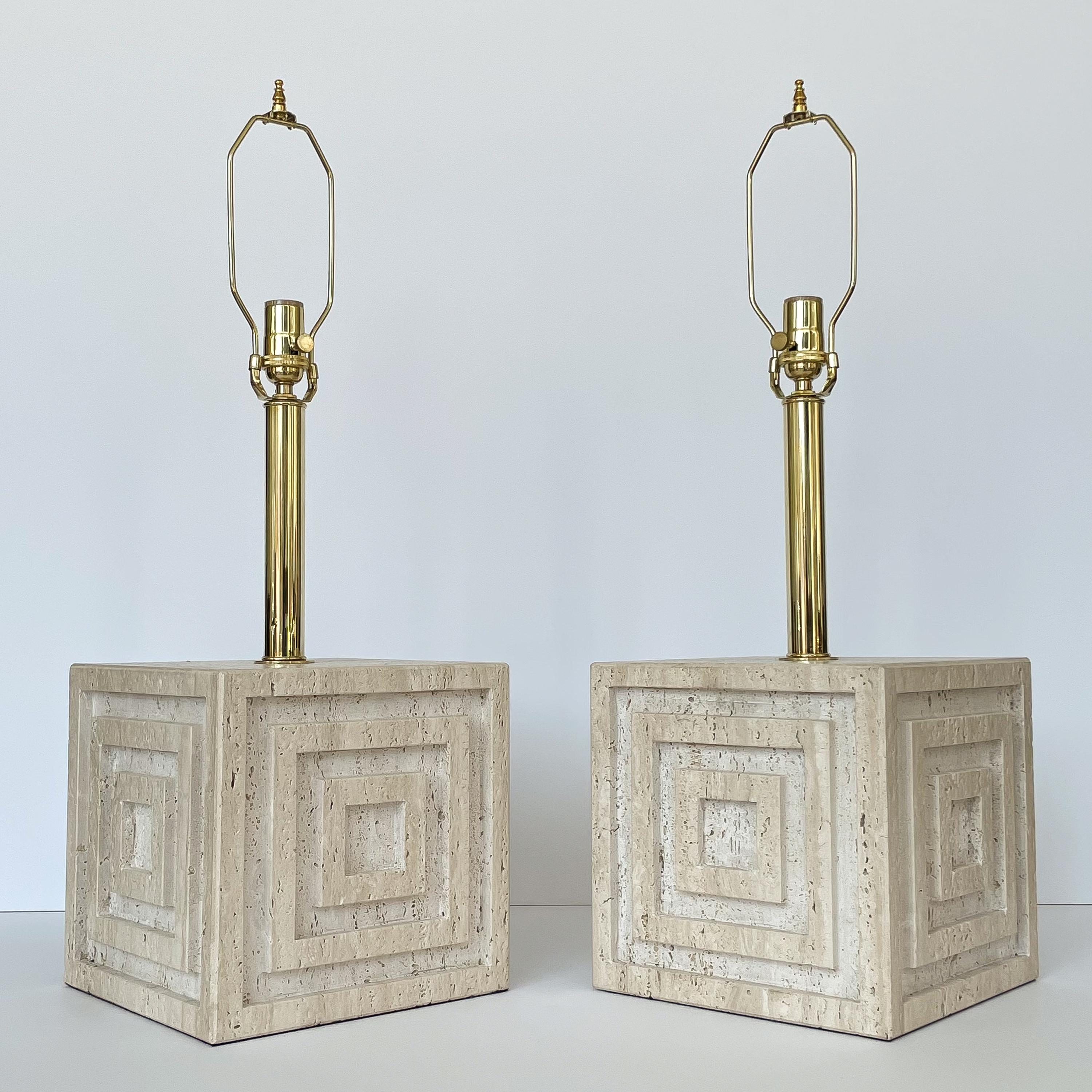 Pair Geometric Italian Travertine and Brass Table Lamps In Excellent Condition In Chicago, IL