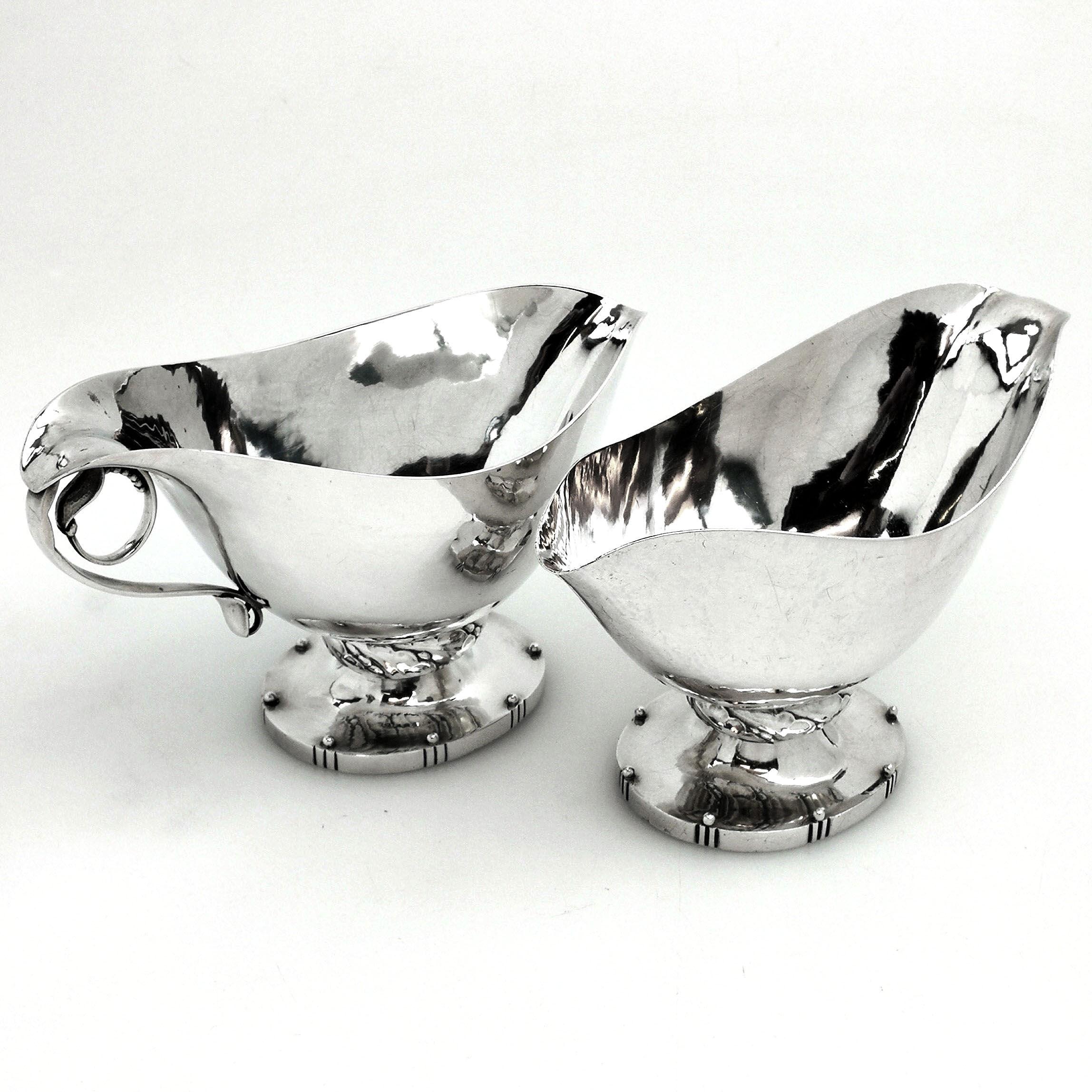 Pair Georg Jensen Solid Silver Sauce Boats / Gravy Jugs Denmark C. 1945-77 In Good Condition For Sale In London, GB