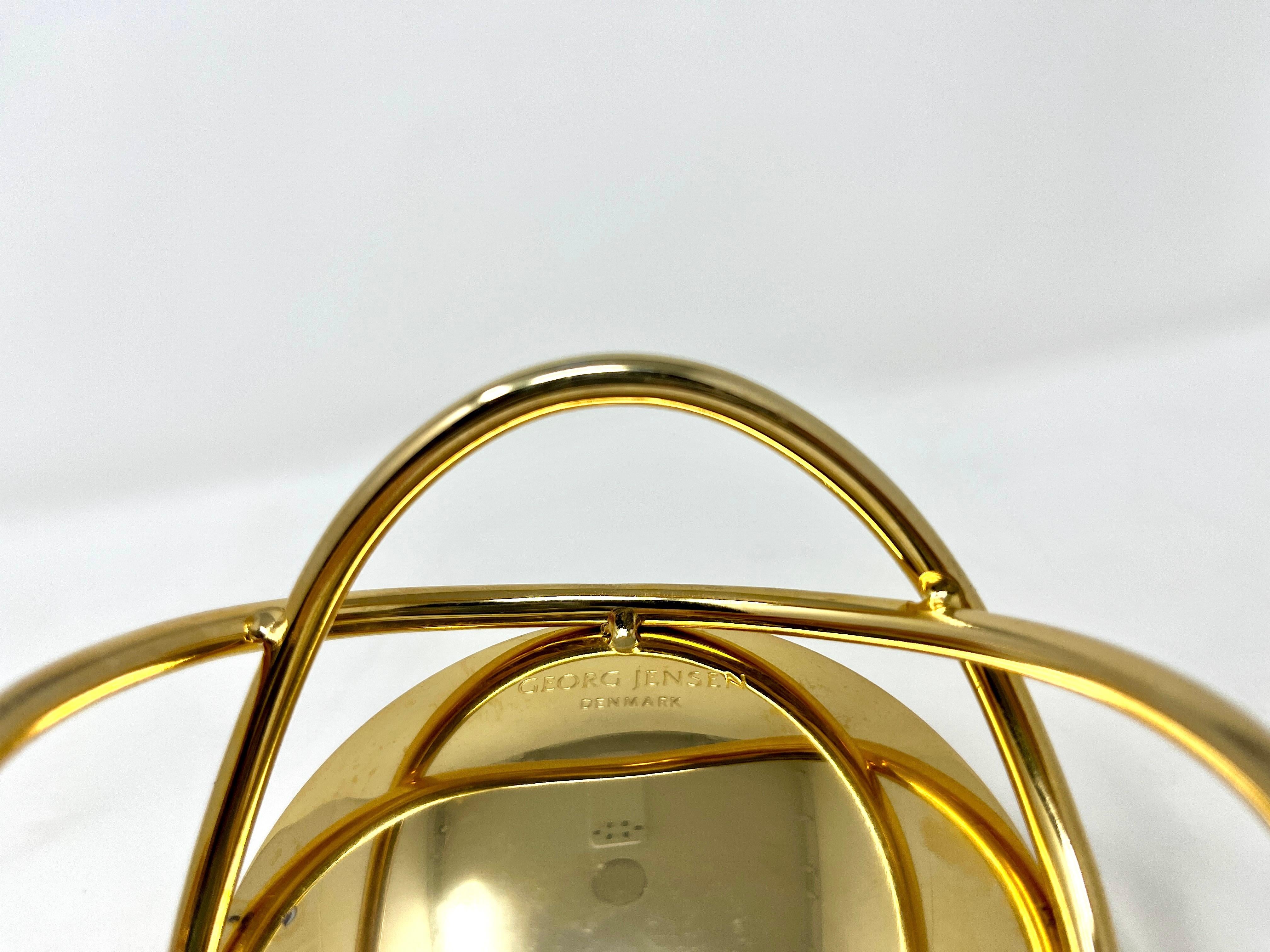 Coppia di portacandele Georg Jensen Gold Glow, portacandele a colonna in metallo In condizioni buone in vendita a Chicago, IL