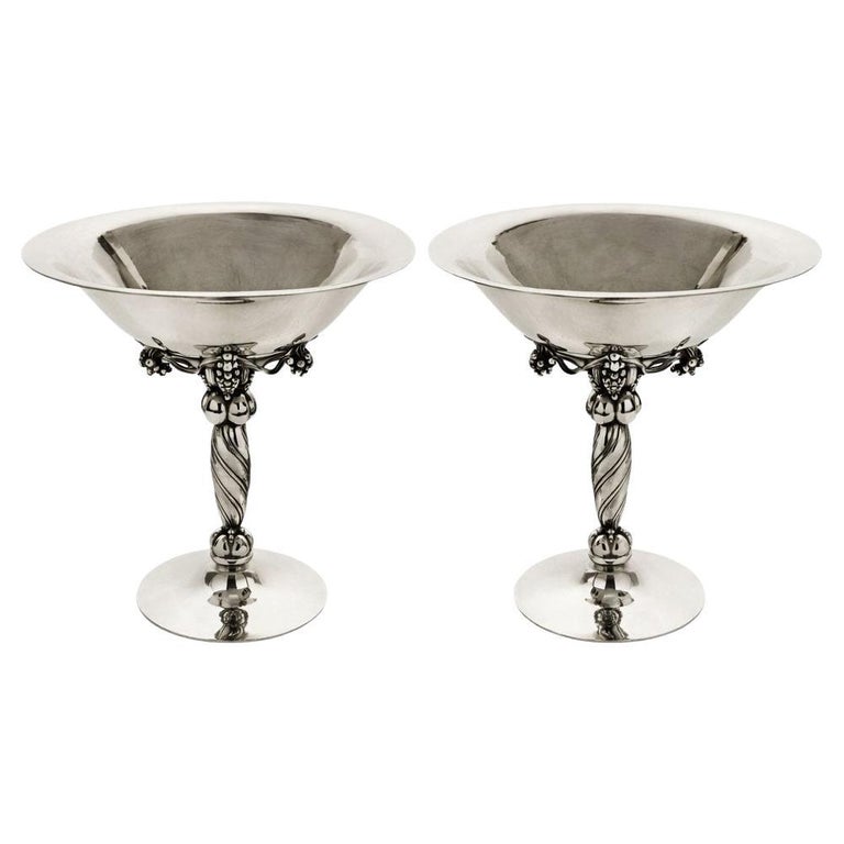 Pair Georg Jensen Sterling Silver Comports Dishes Centrepieces No 264 c. 1960