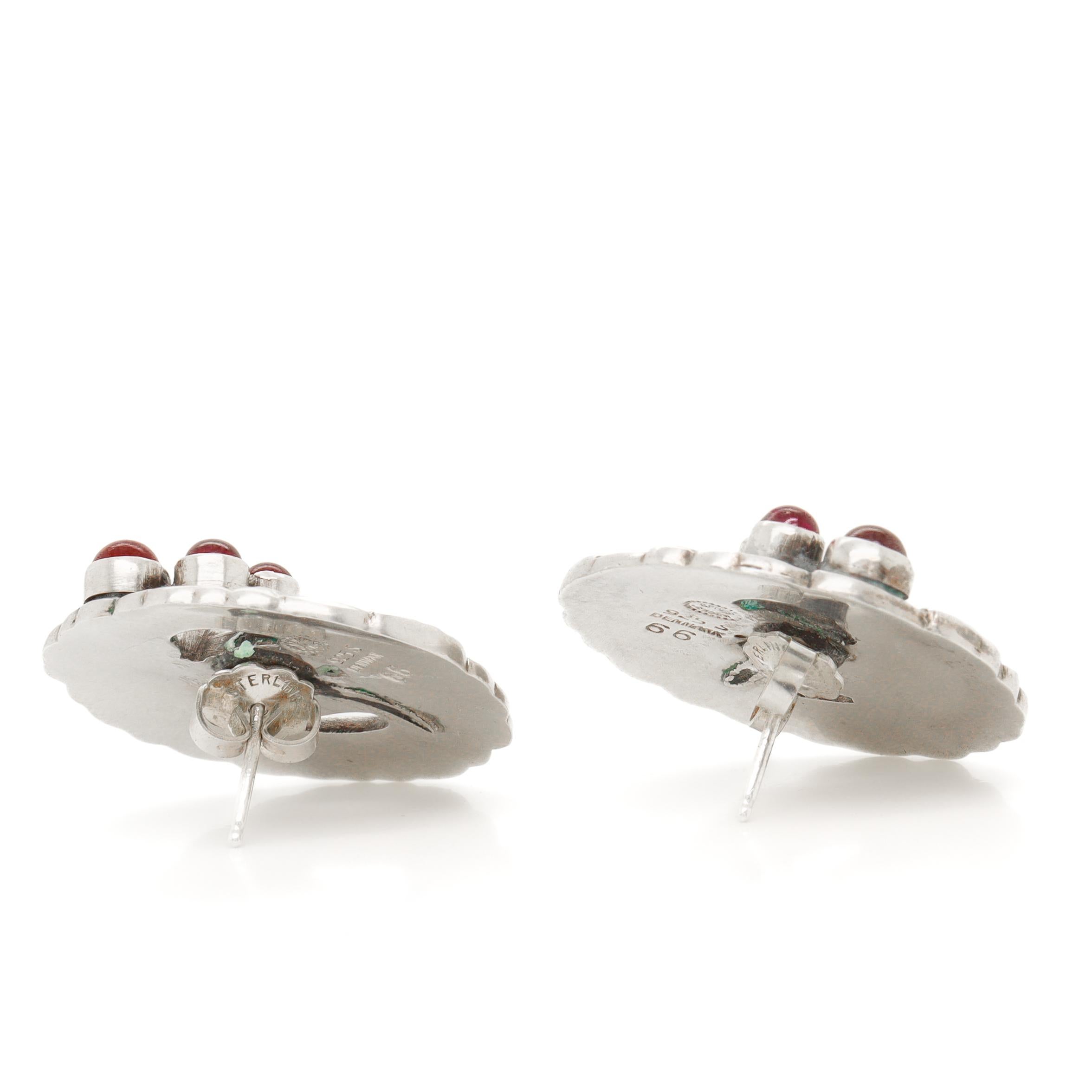 Pair Georg Jensen Sterling Silver & Garnet Gemstone Cabochon Dove Earrings No 66 in vendita 4