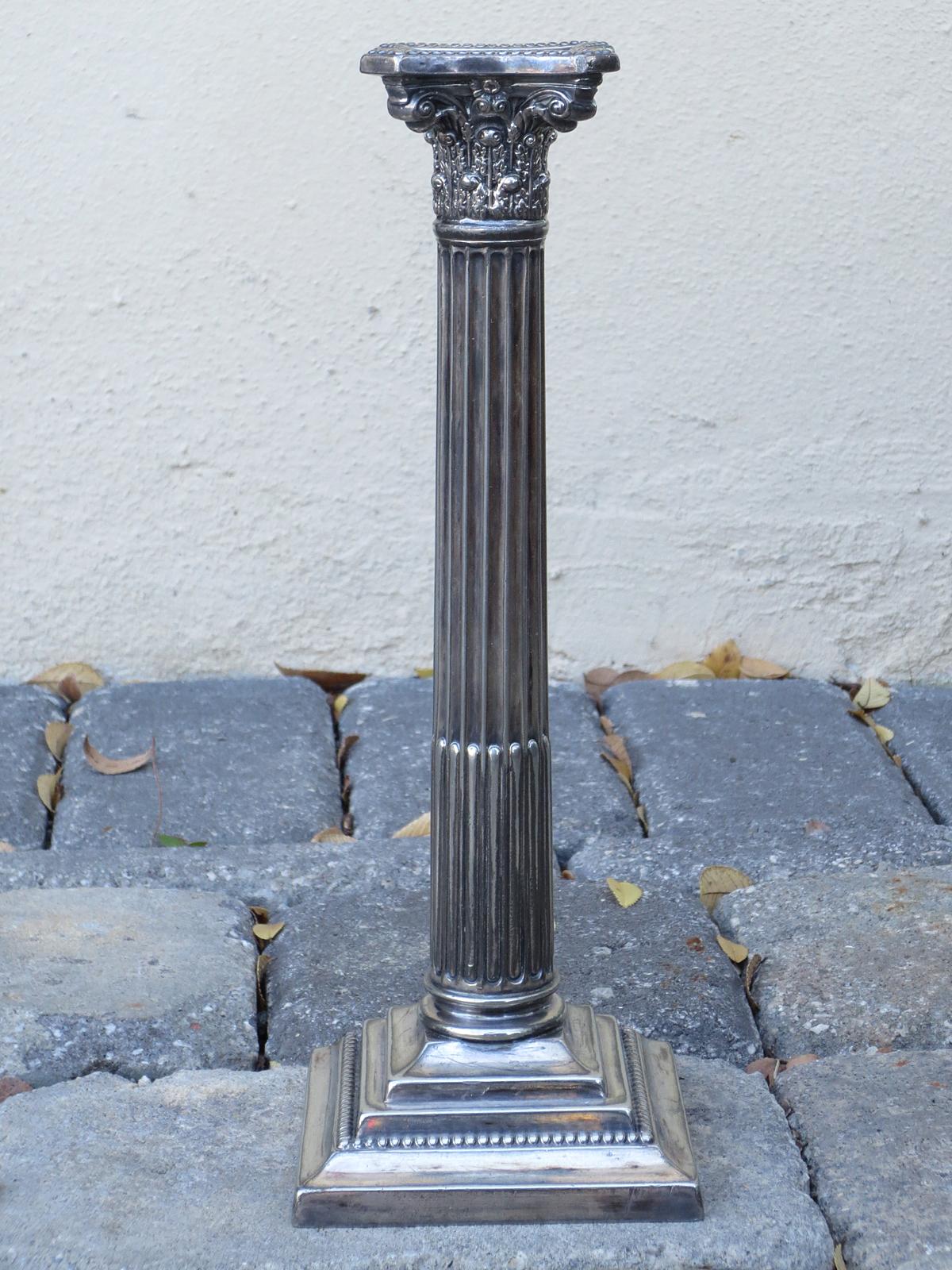 Pair of George II Style Silver Plated Candlesticks by Derby Silver Co. In Good Condition For Sale In Atlanta, GA