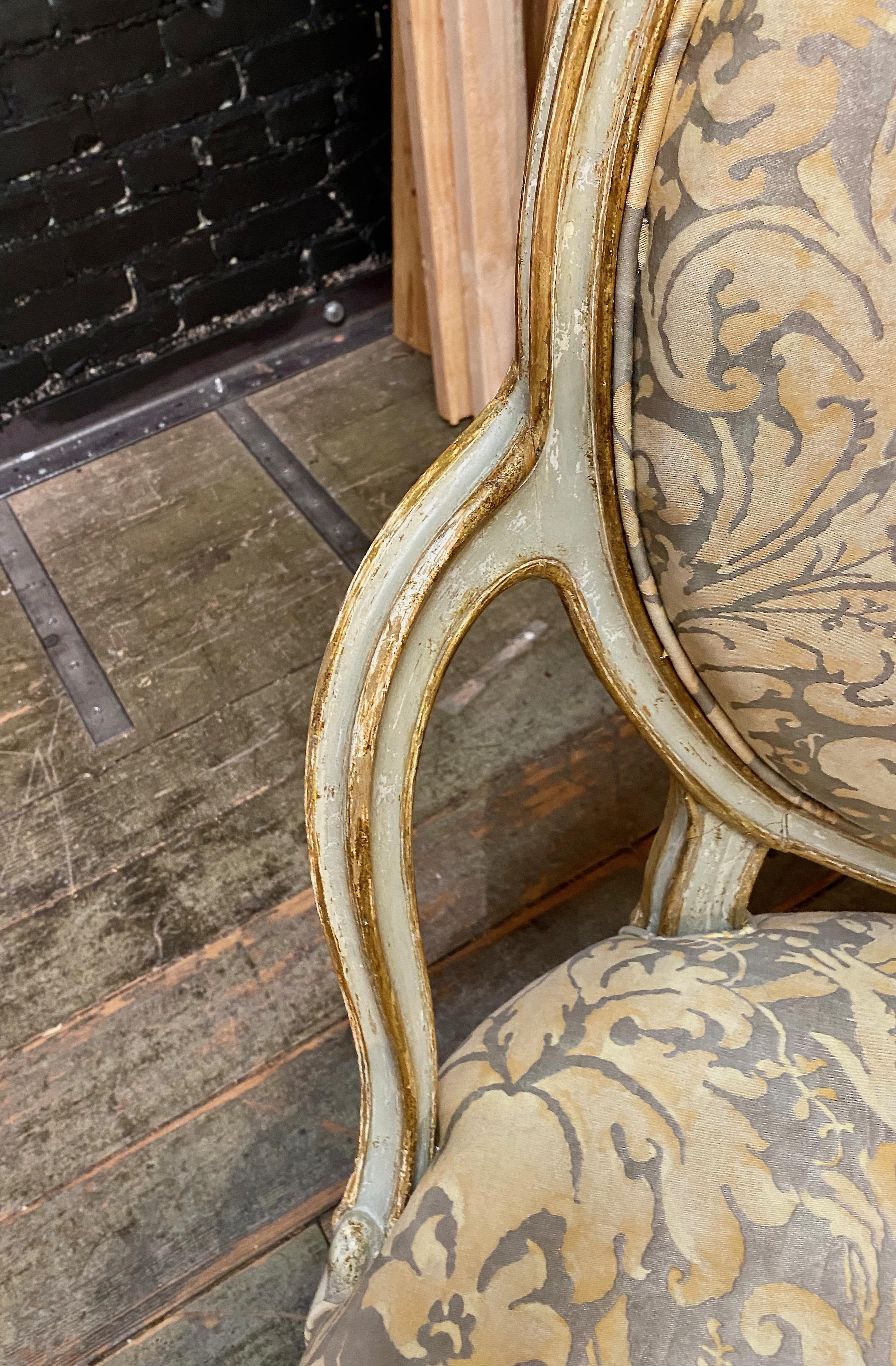Paire de fauteuils George III, tissu d'ameublement Fortuny vintage en vente 5